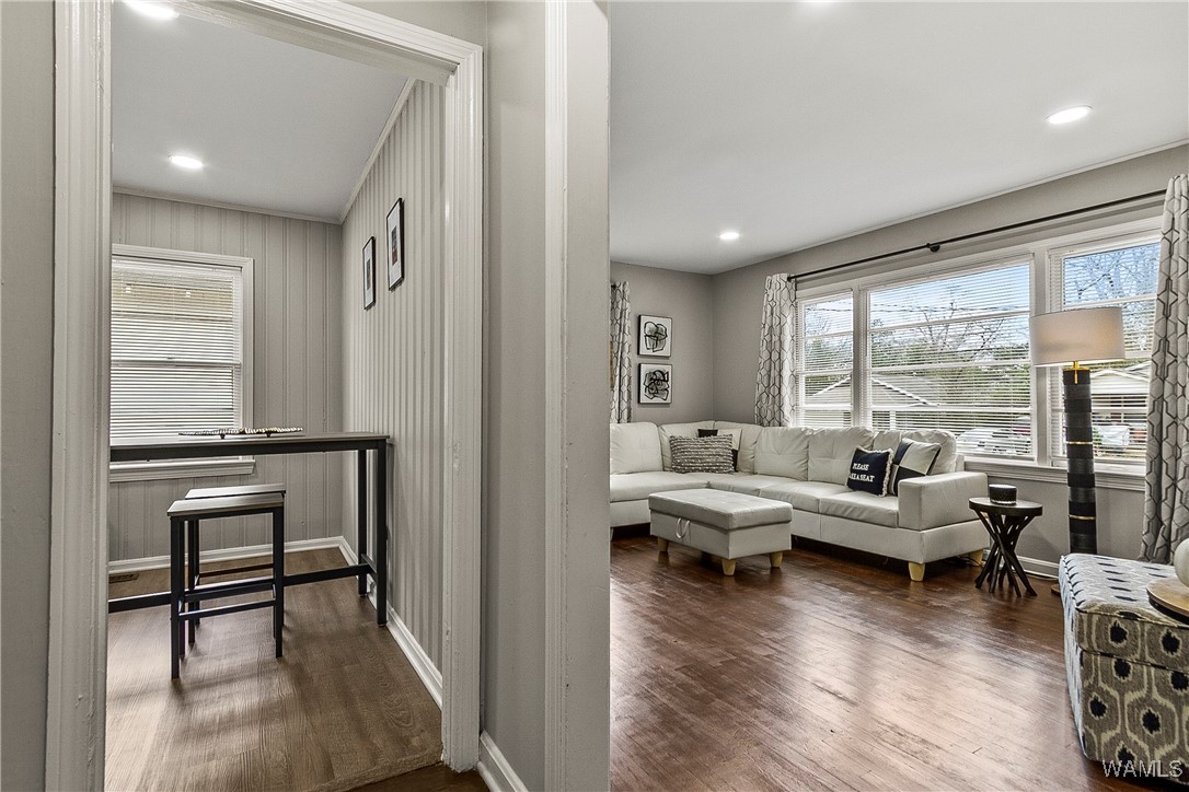 1705 17th Avenue E