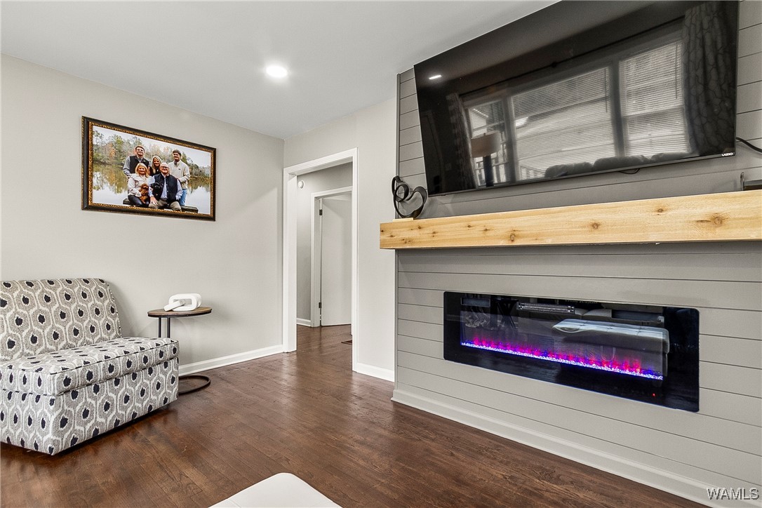 1705 17th Avenue E