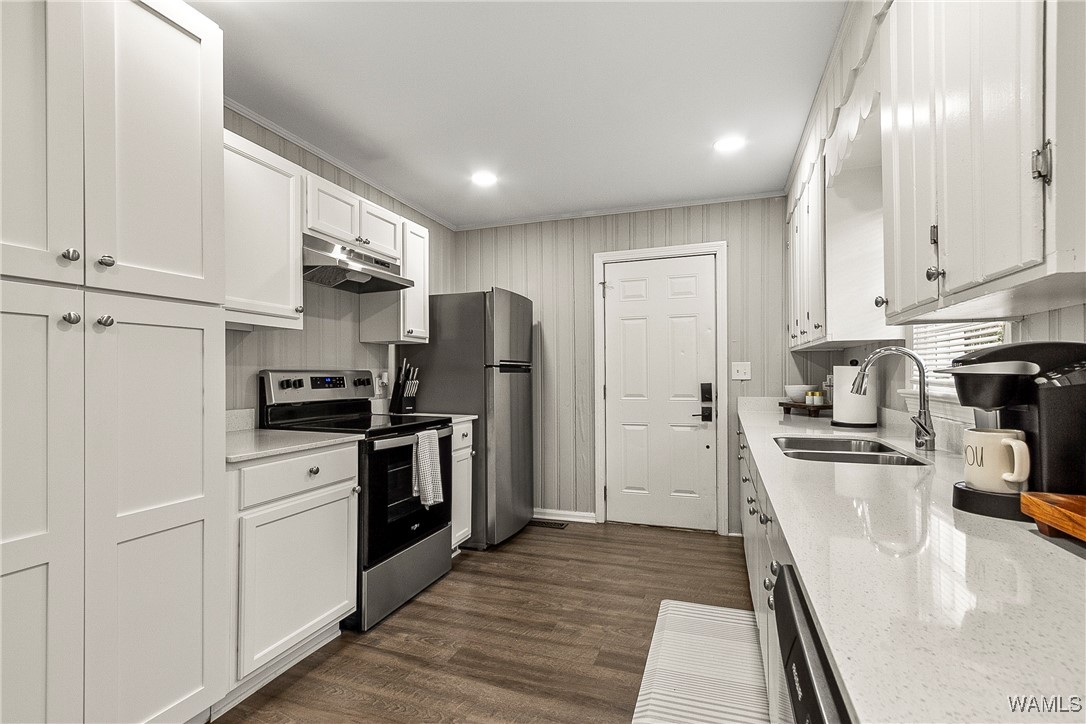 1705 17th Avenue E