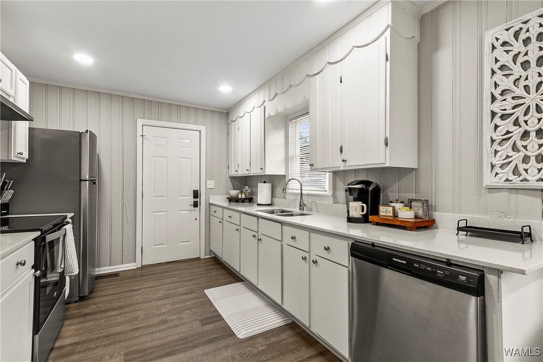 1705 17th Avenue E
