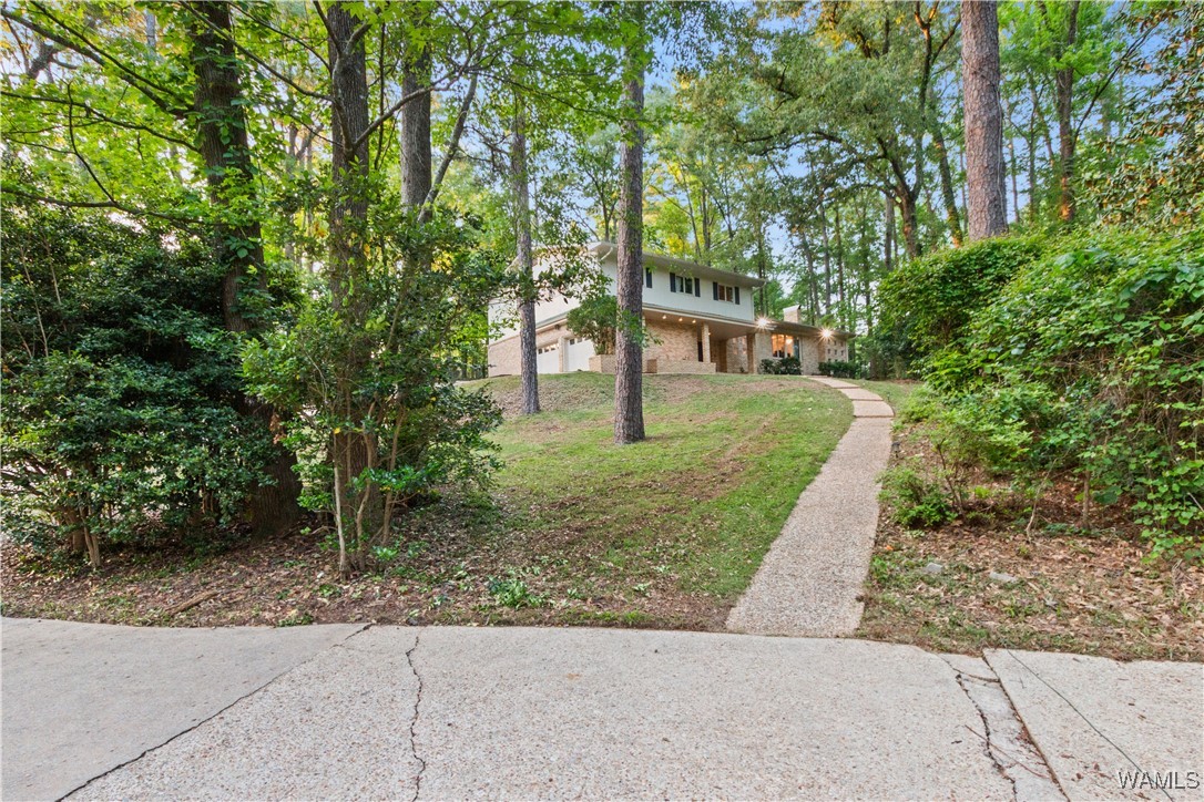 4704 Oneida Ave