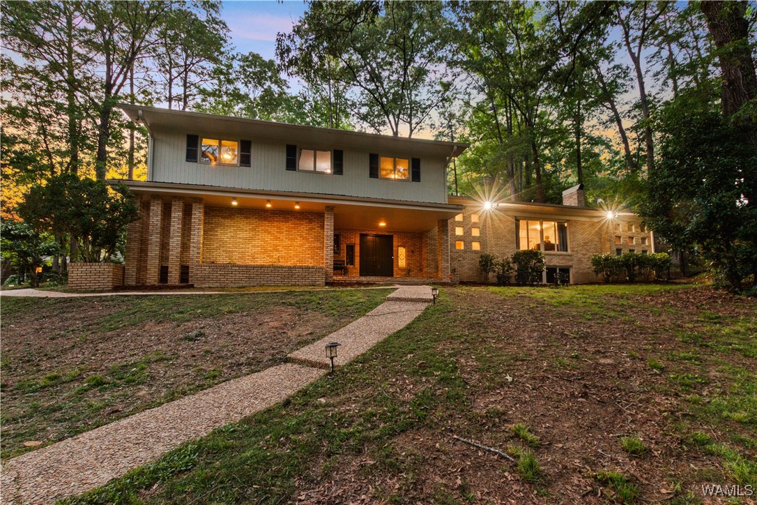 4704 Oneida Ave