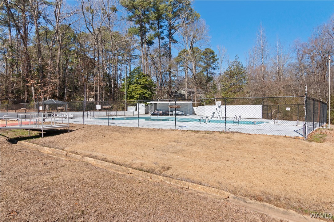 4704 Oneida Ave