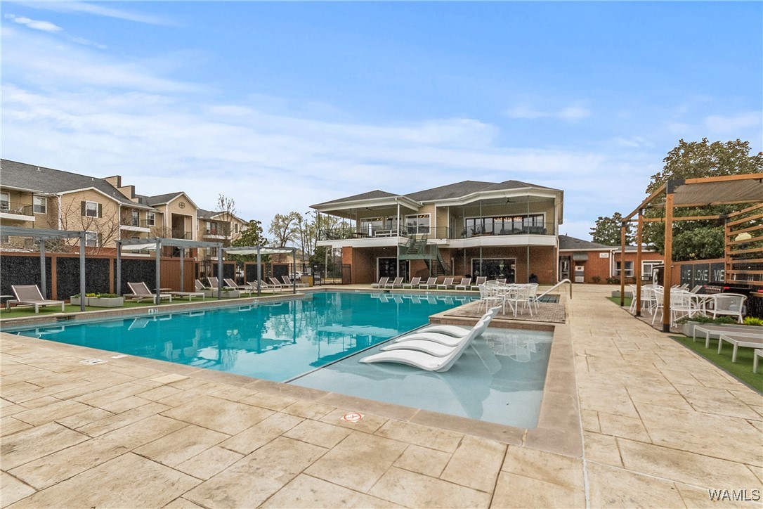 120 15th Street Unit: 218