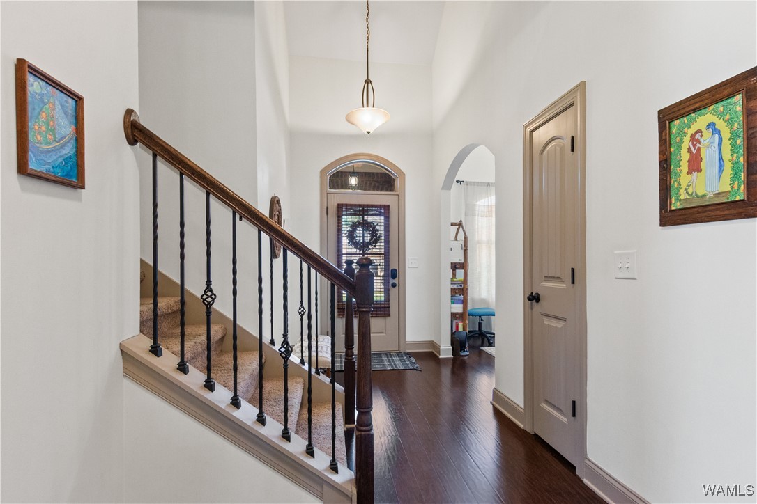 3919 Fernwood Lane