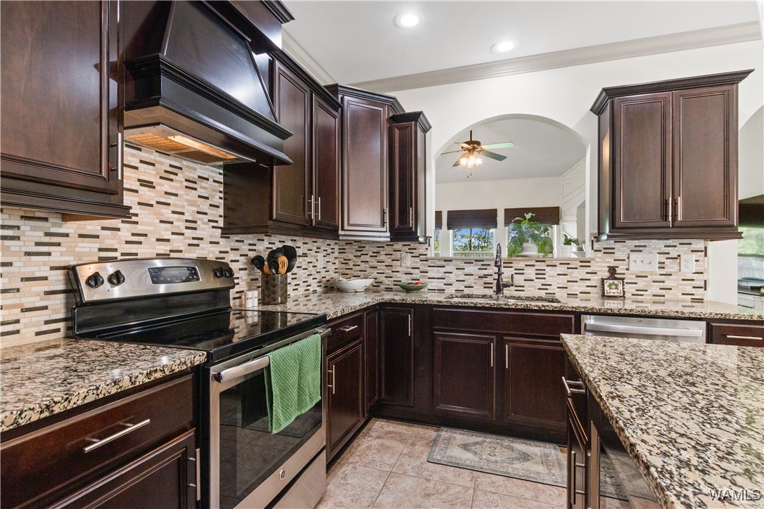 3919 Fernwood Lane