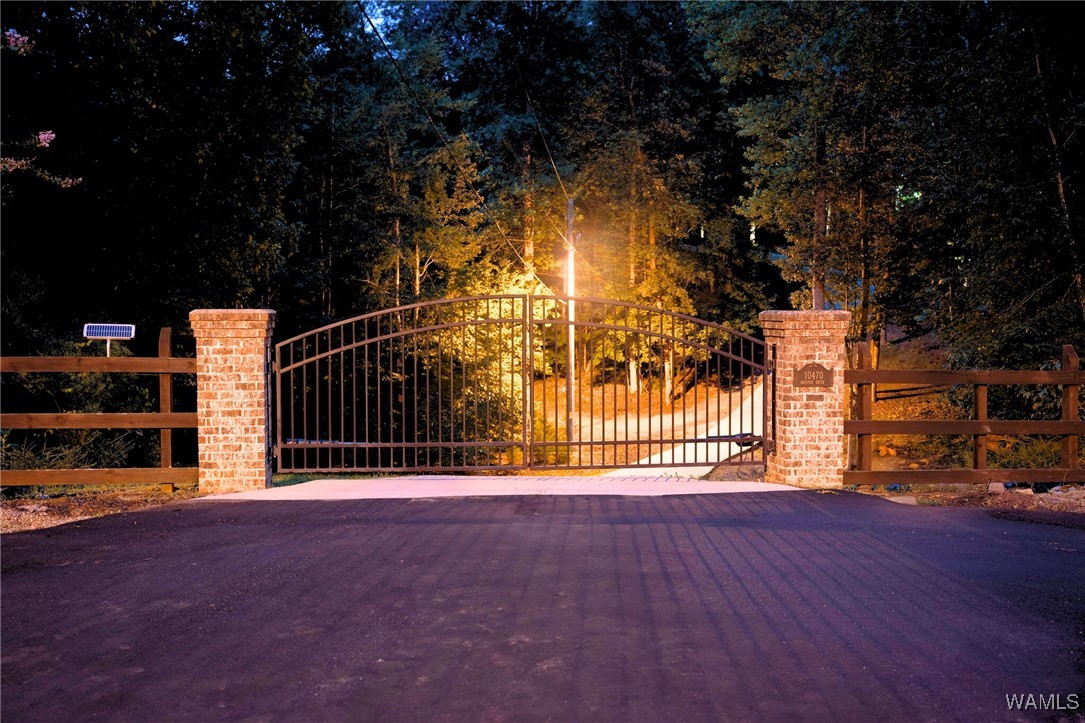 10470 Daystar Drive