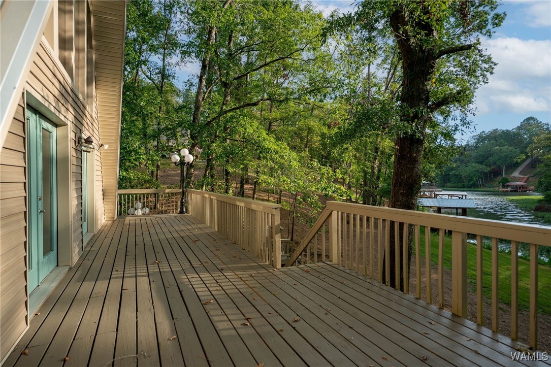 15762 Beacon Point Drive