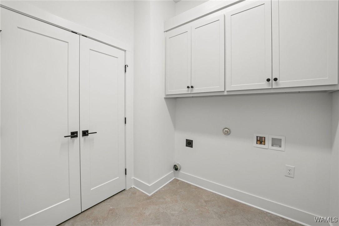 13948 Glen Park Avenue