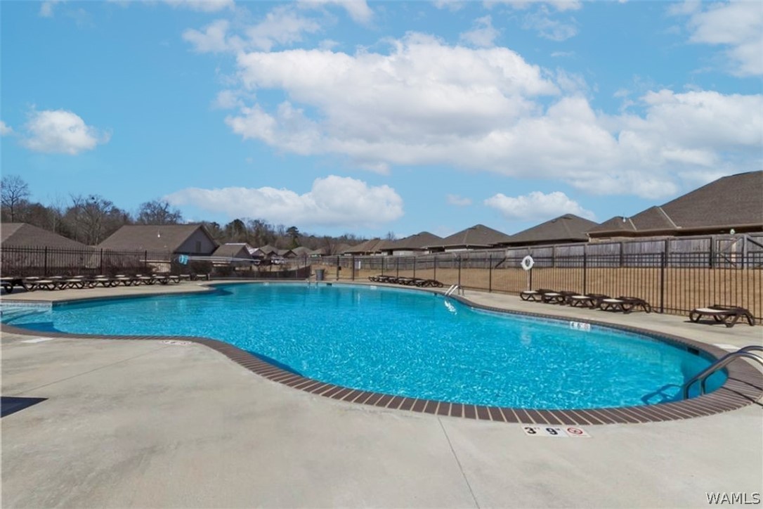 13468 Maple Leaf Circle