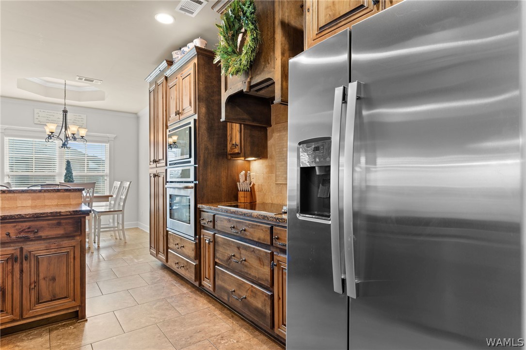 13468 Maple Leaf Circle