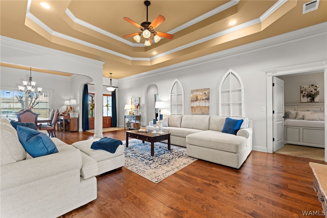 13468 Maple Leaf Circle