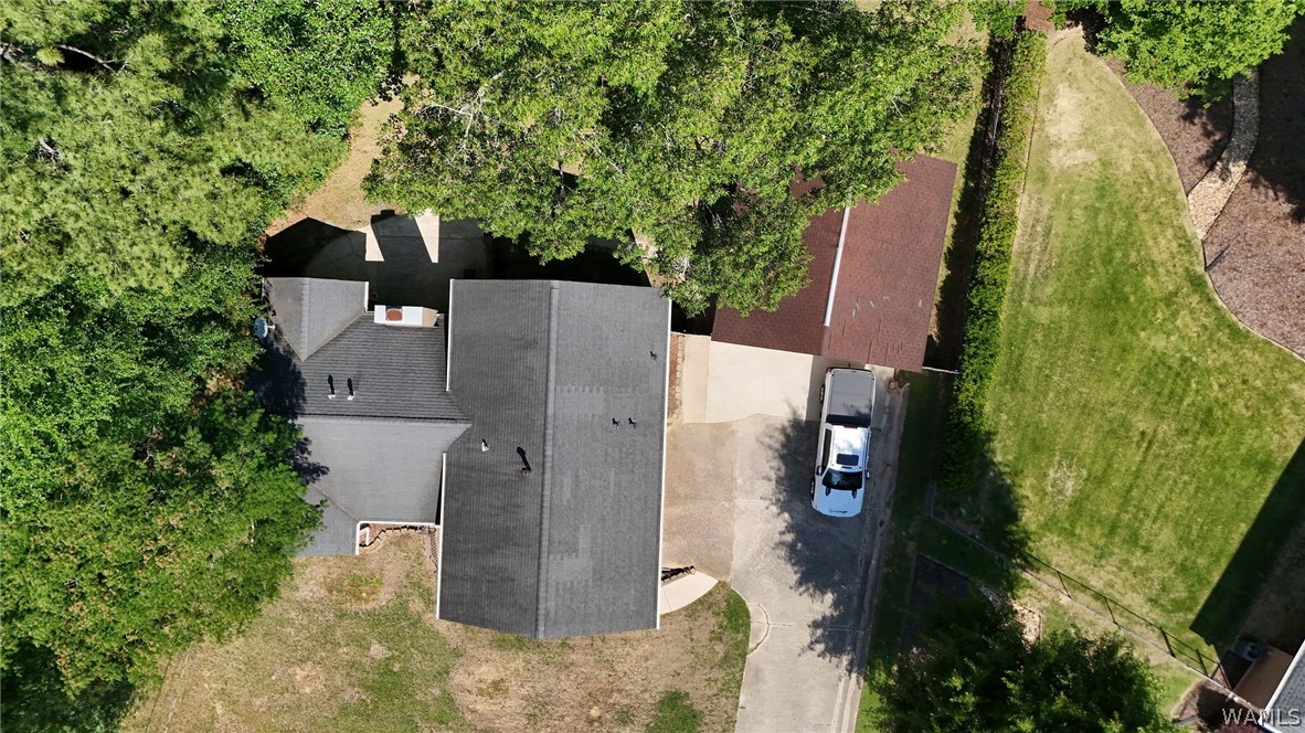 5605 Northwood Lake Drive E