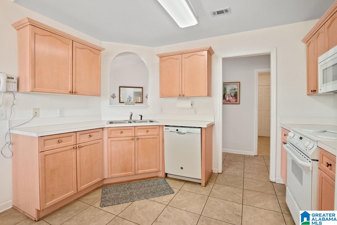 1680 BRADFORD LANE