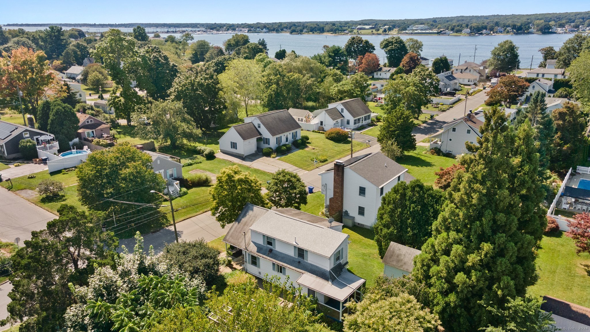 28 4th Avenue