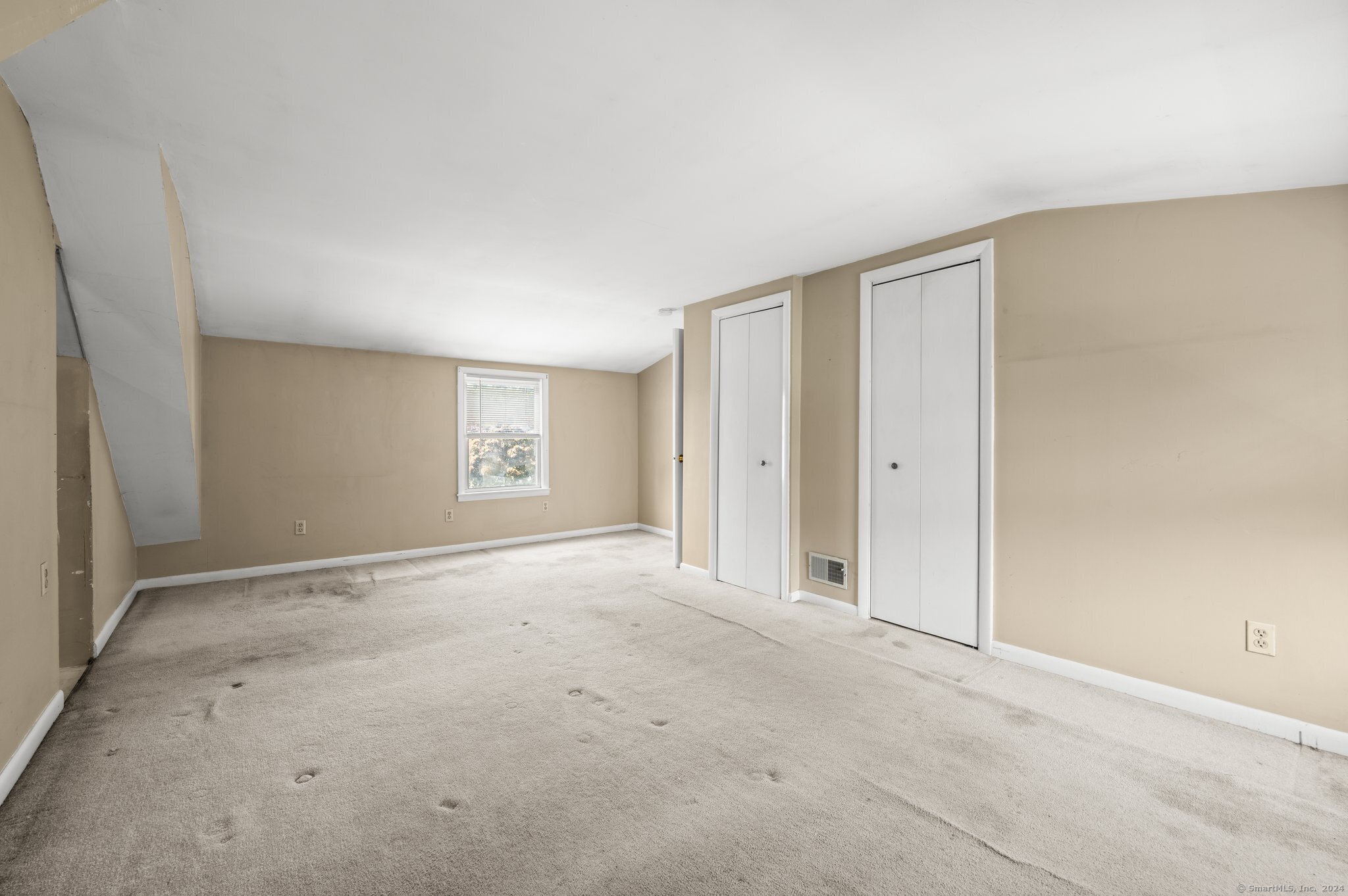 28 4th Avenue