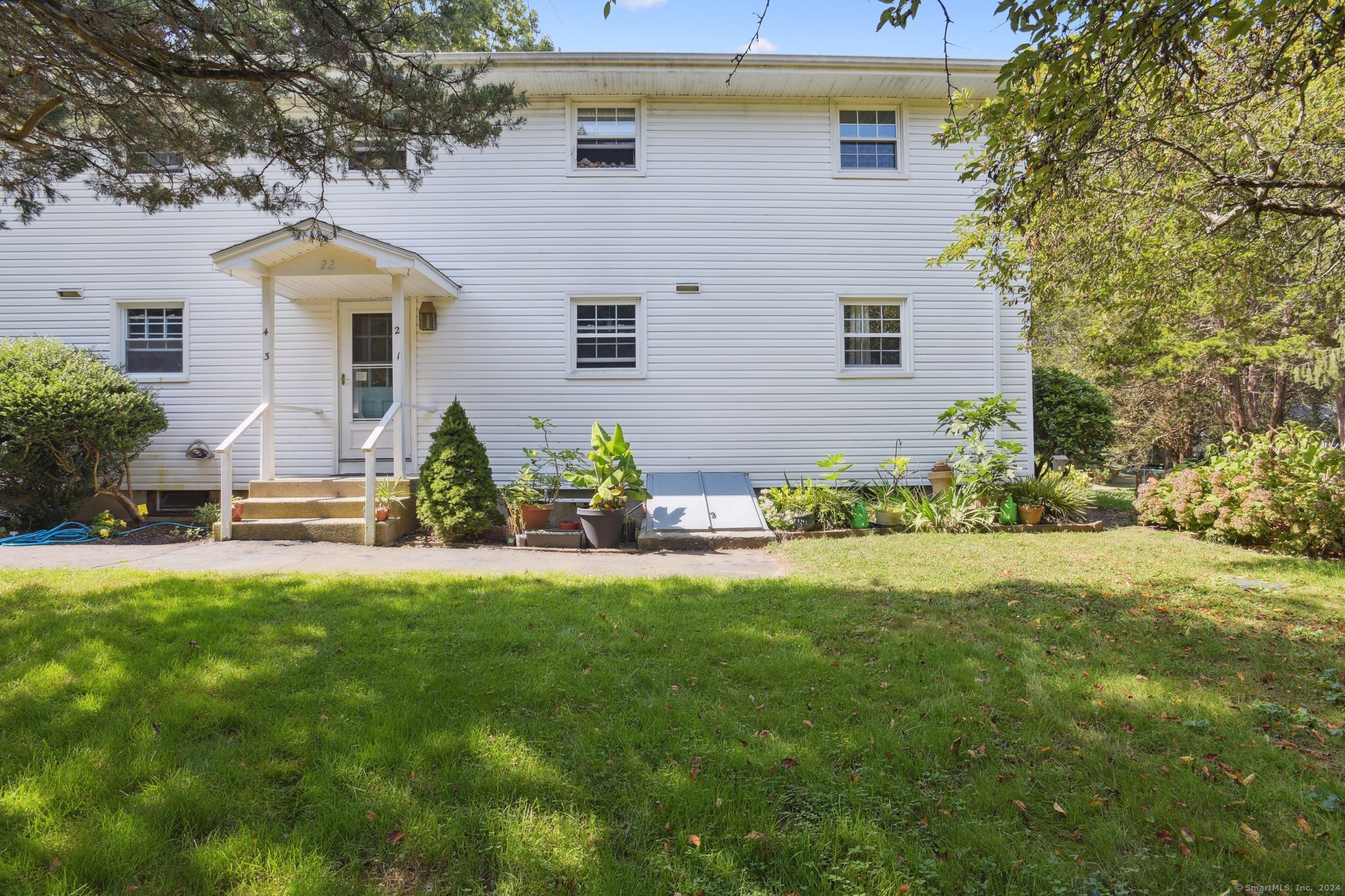 22 College Street, Unit 4