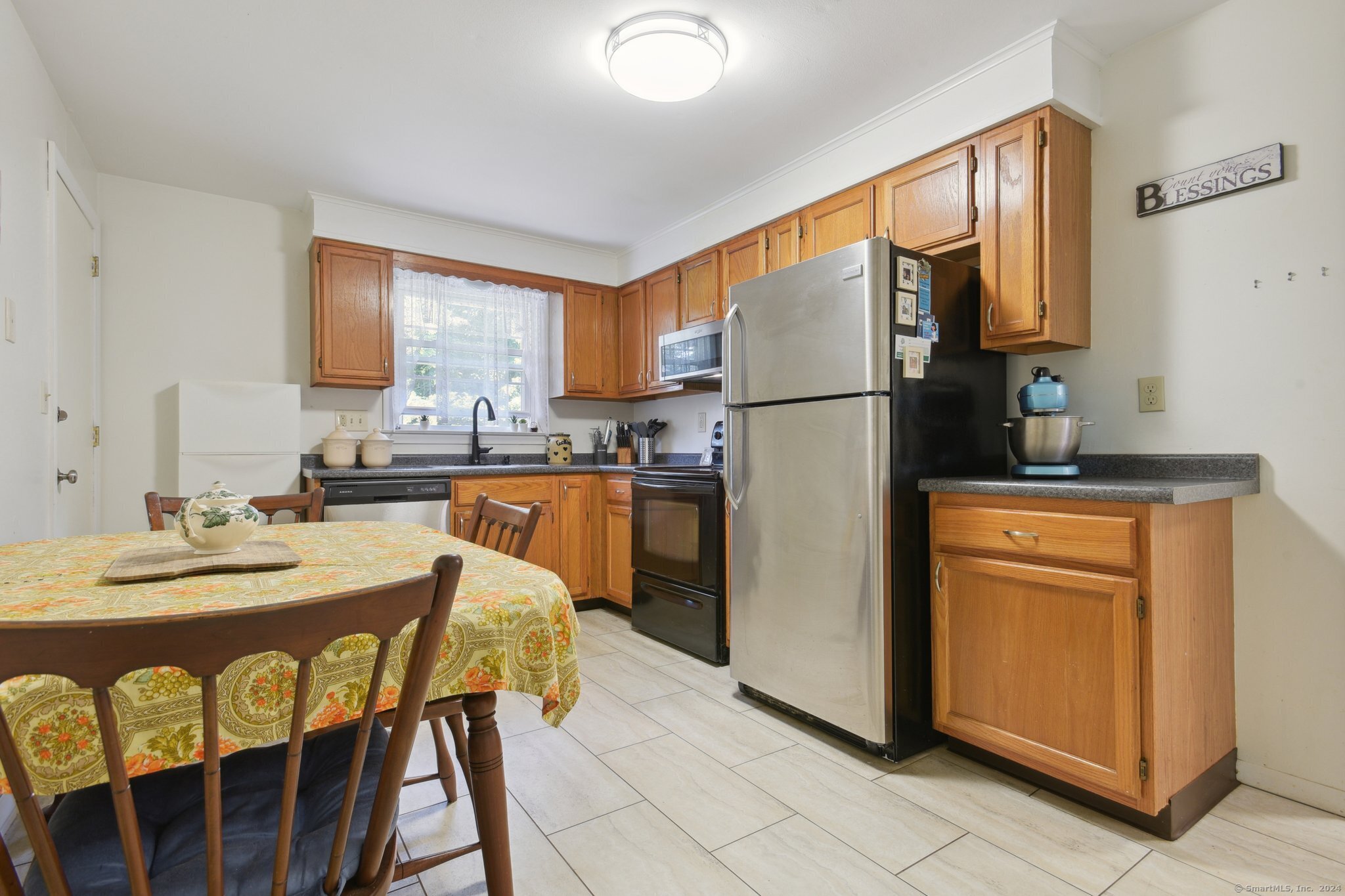 22 College Street, Unit 4