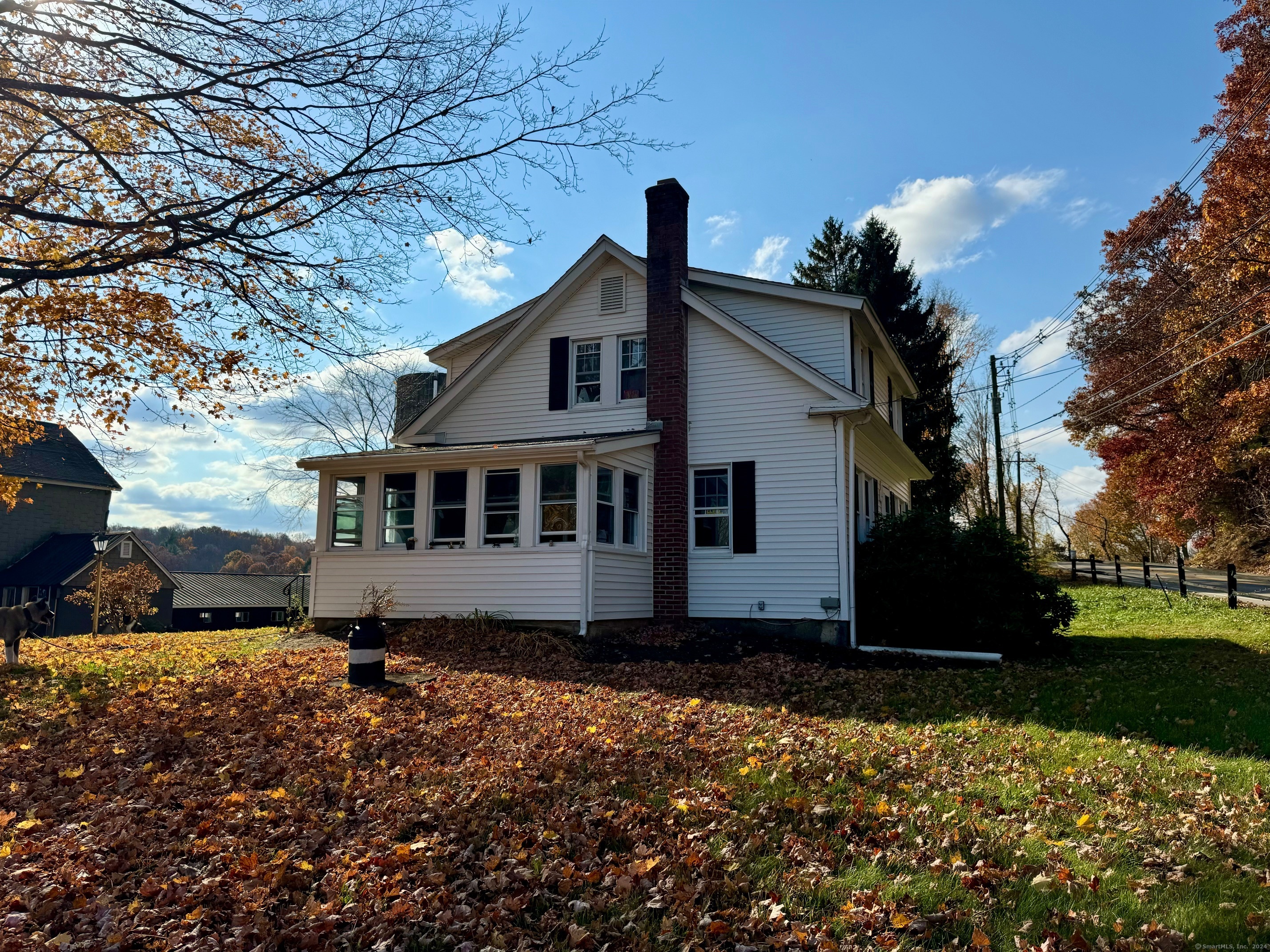 589 Old Hartford Road