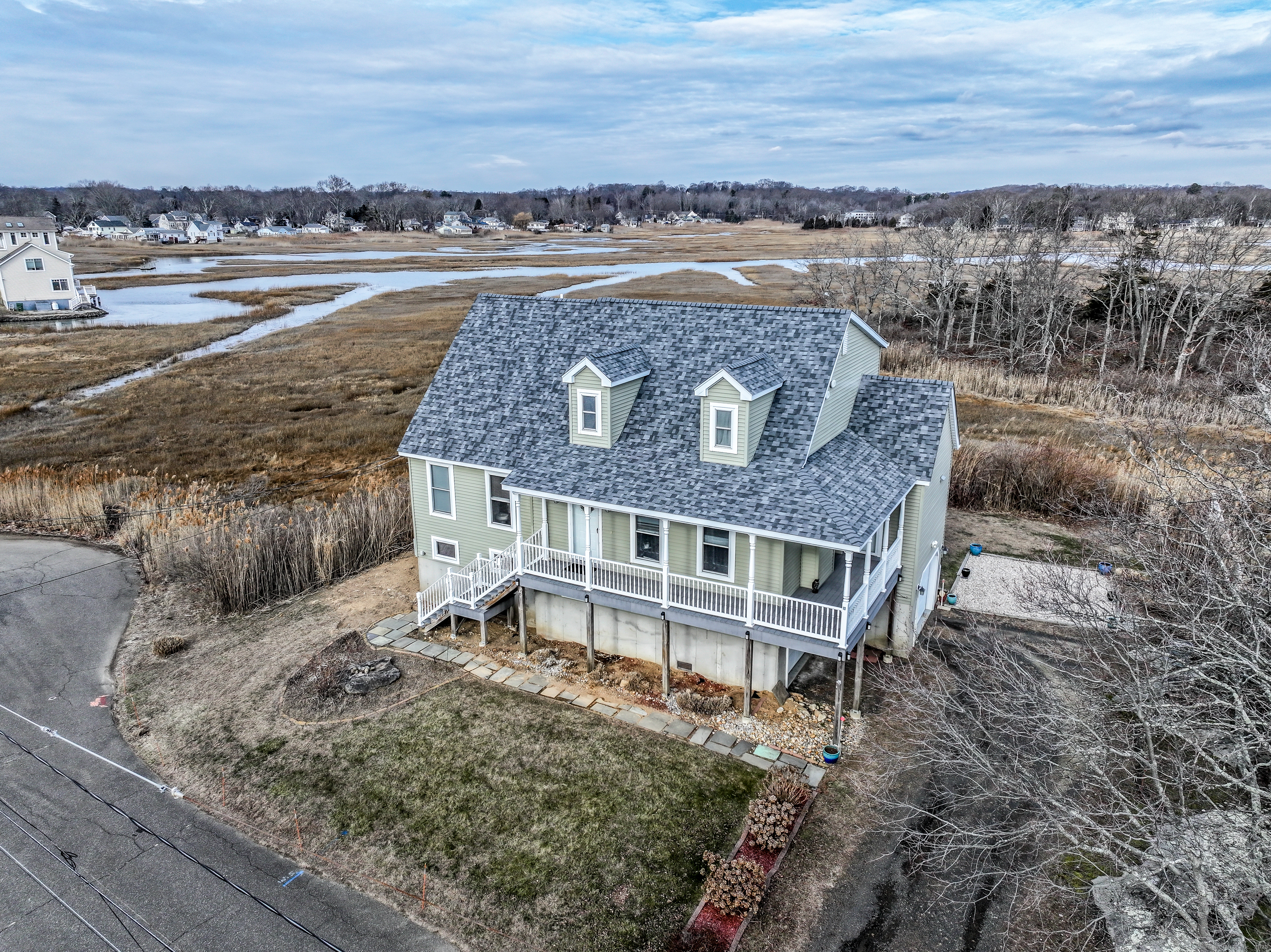10 Cottage Avenue