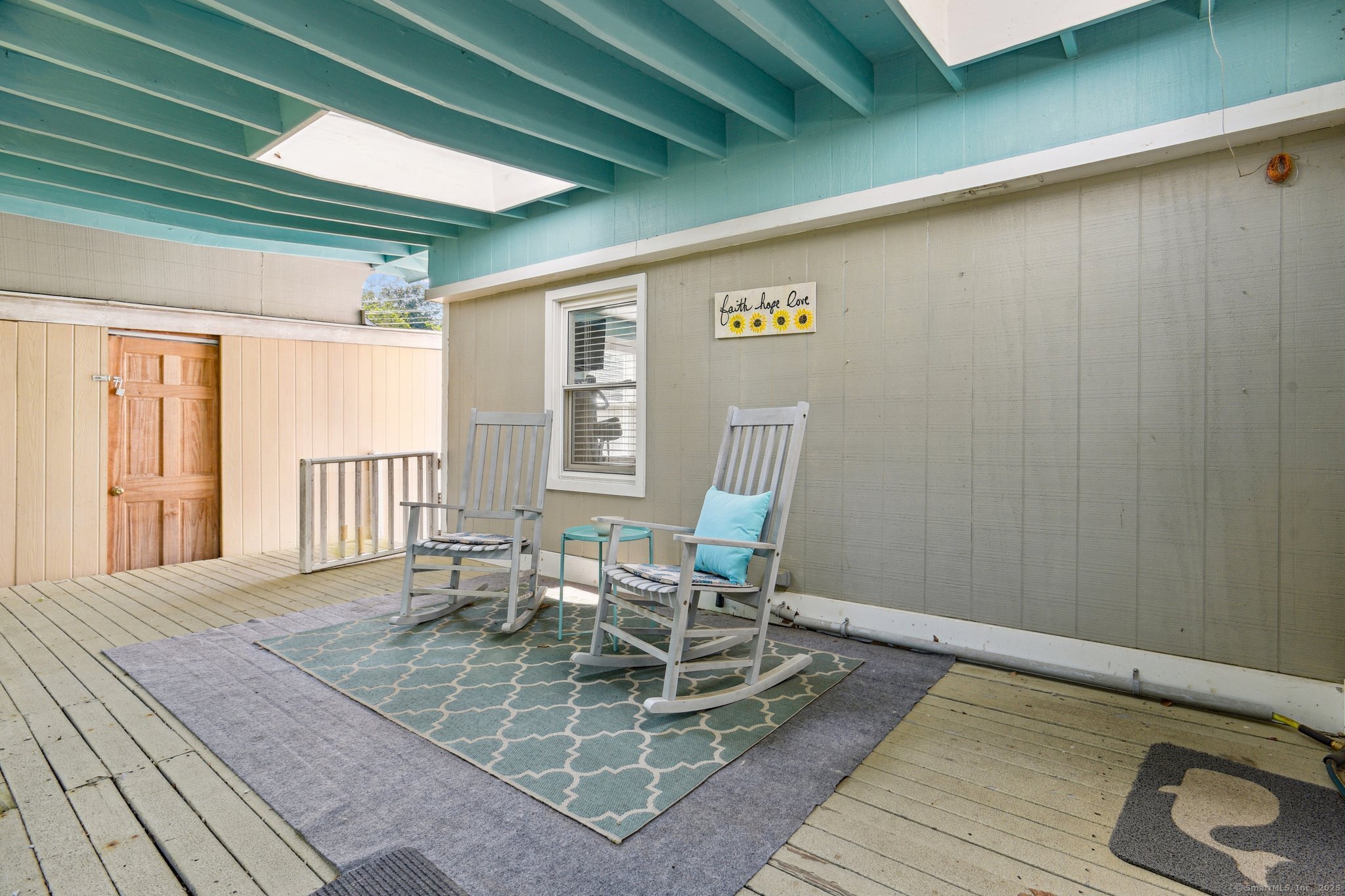 7 Rocky Ledge Drive