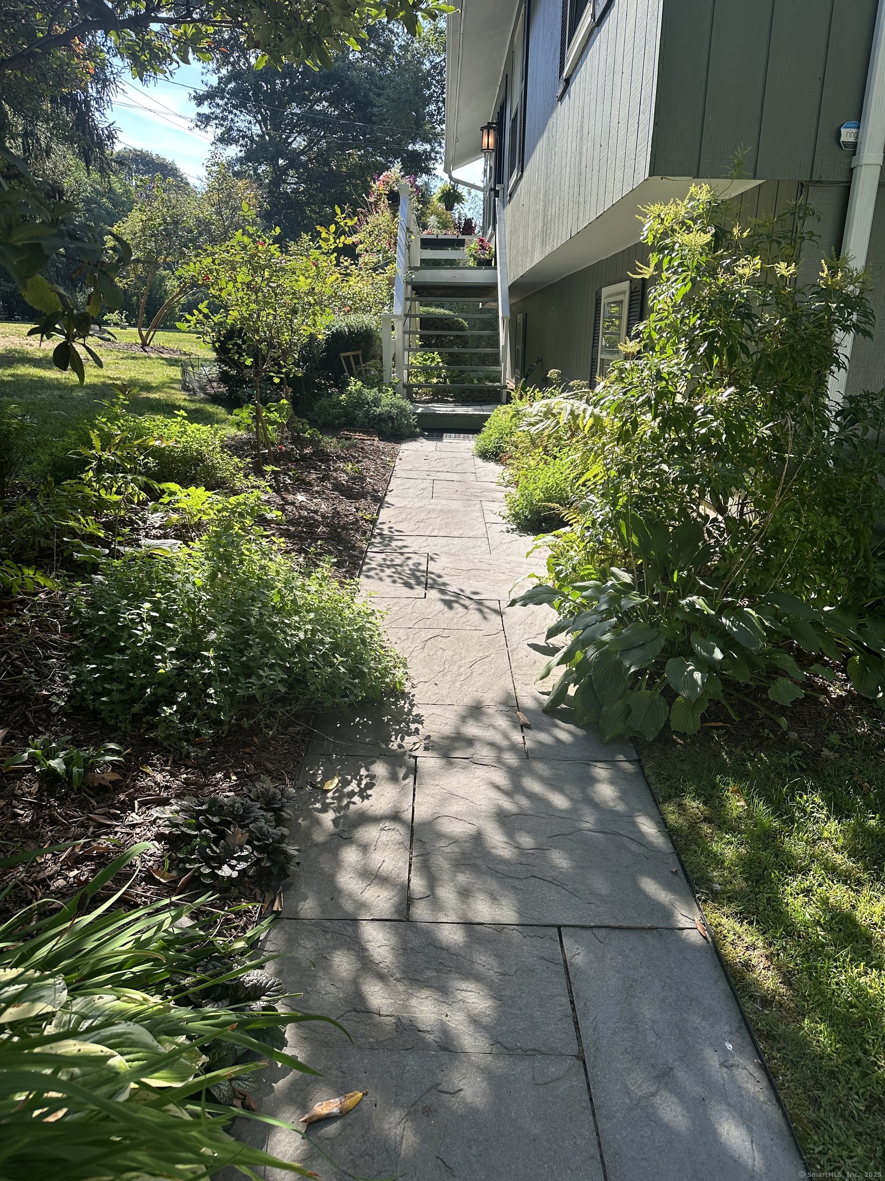 7 Madrina Lane