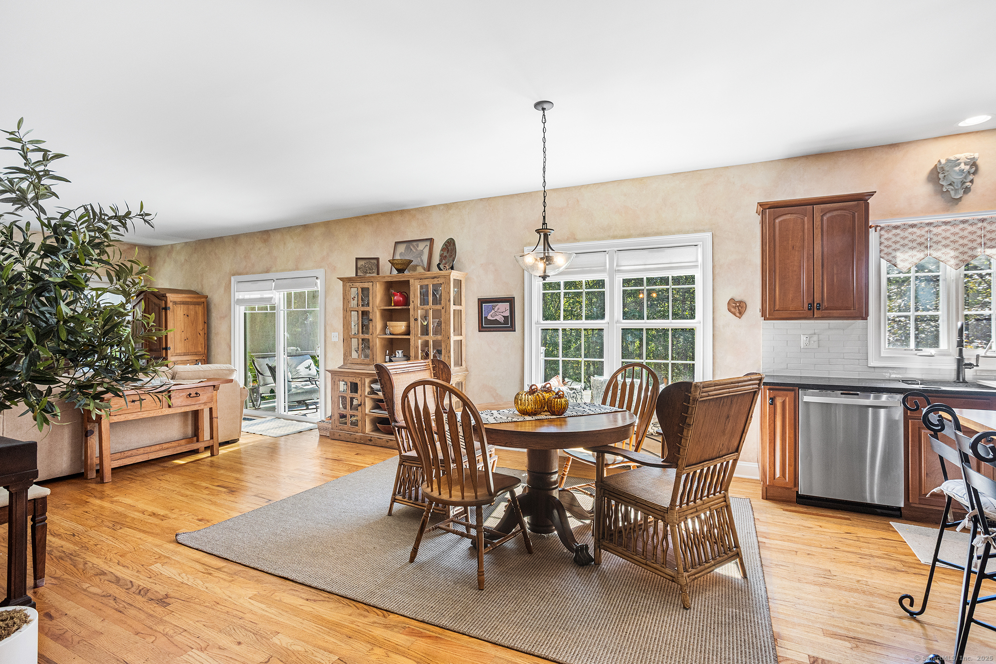 7 Taylor Ridge Road