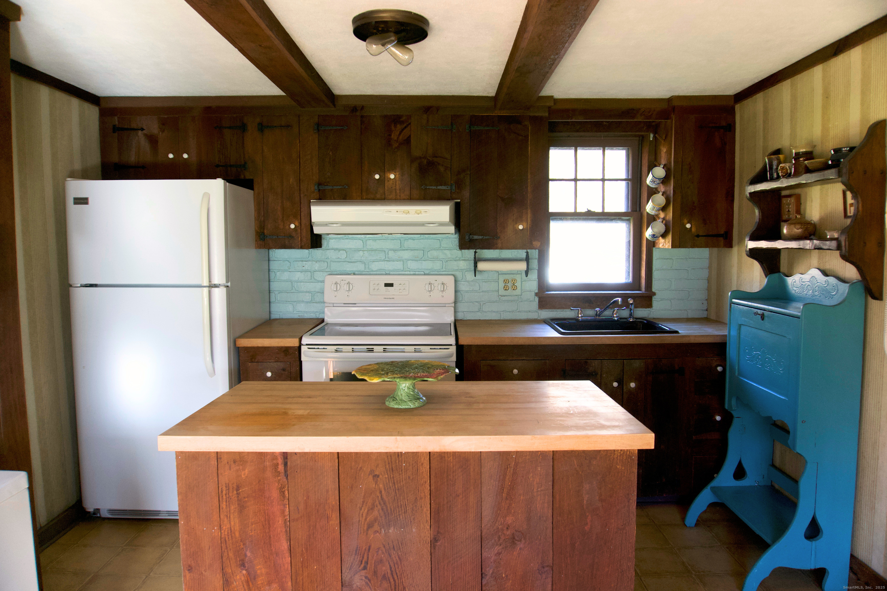 86 Christian Hill Road