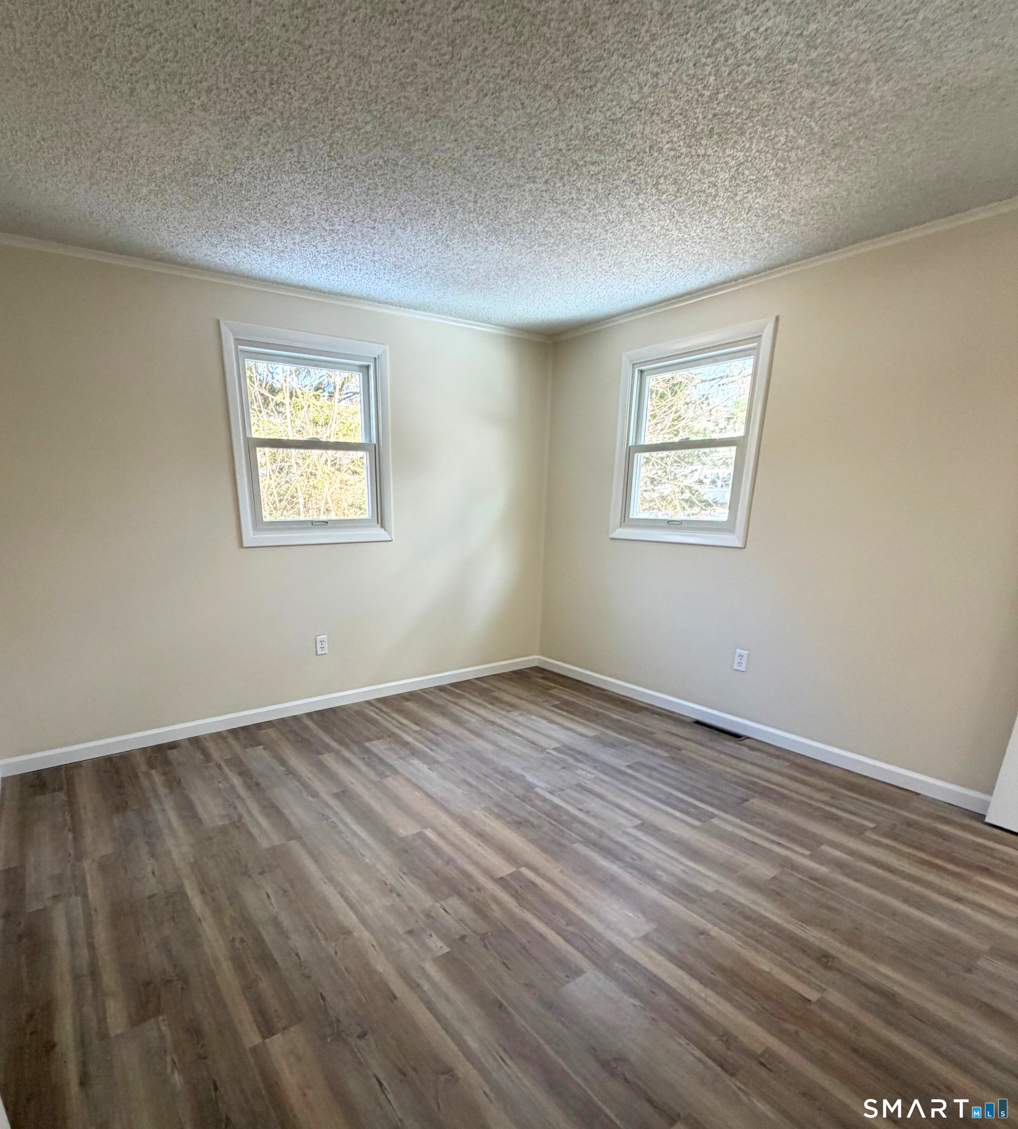 328 Hammock Road North