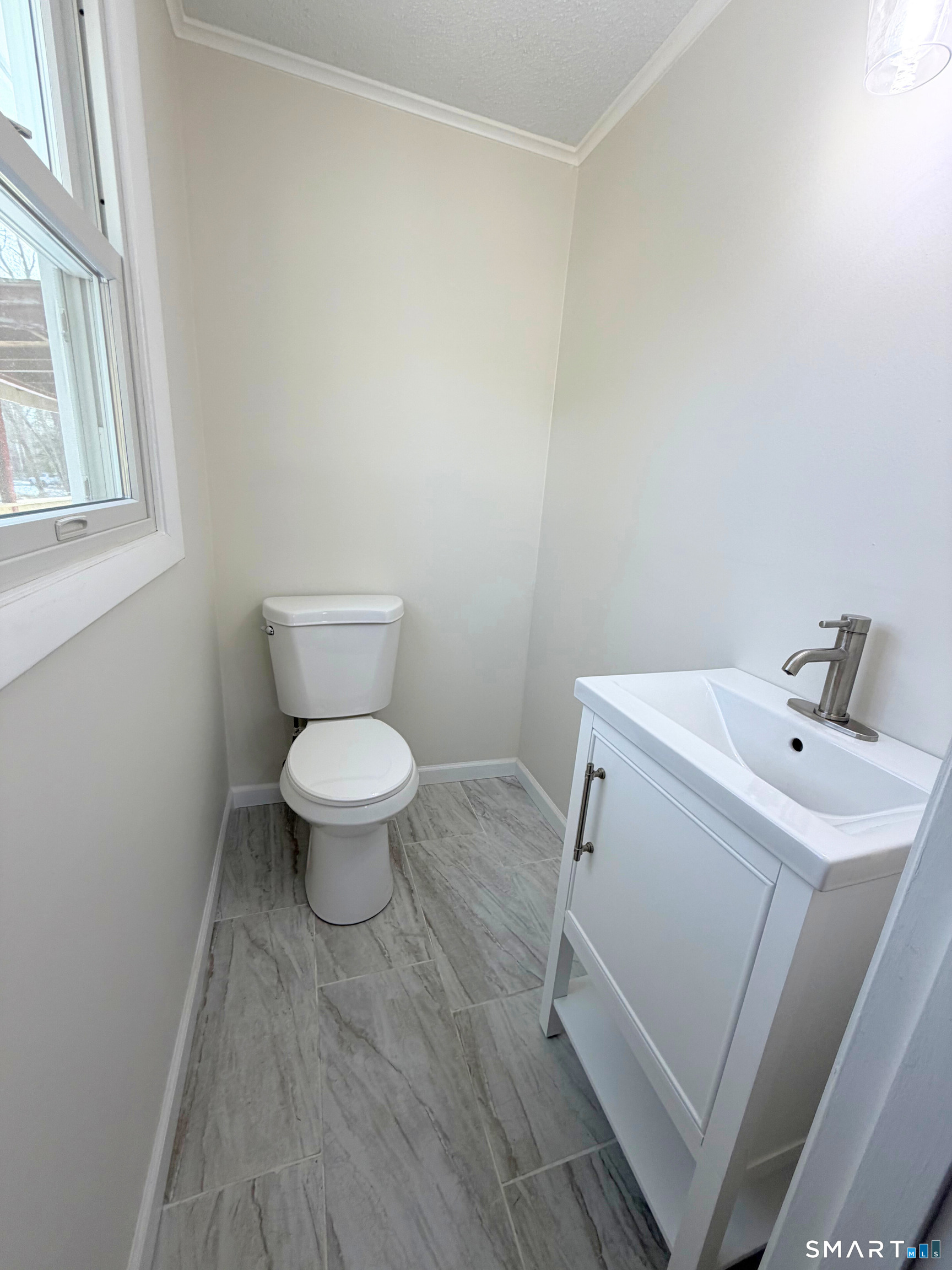 328 Hammock Road North