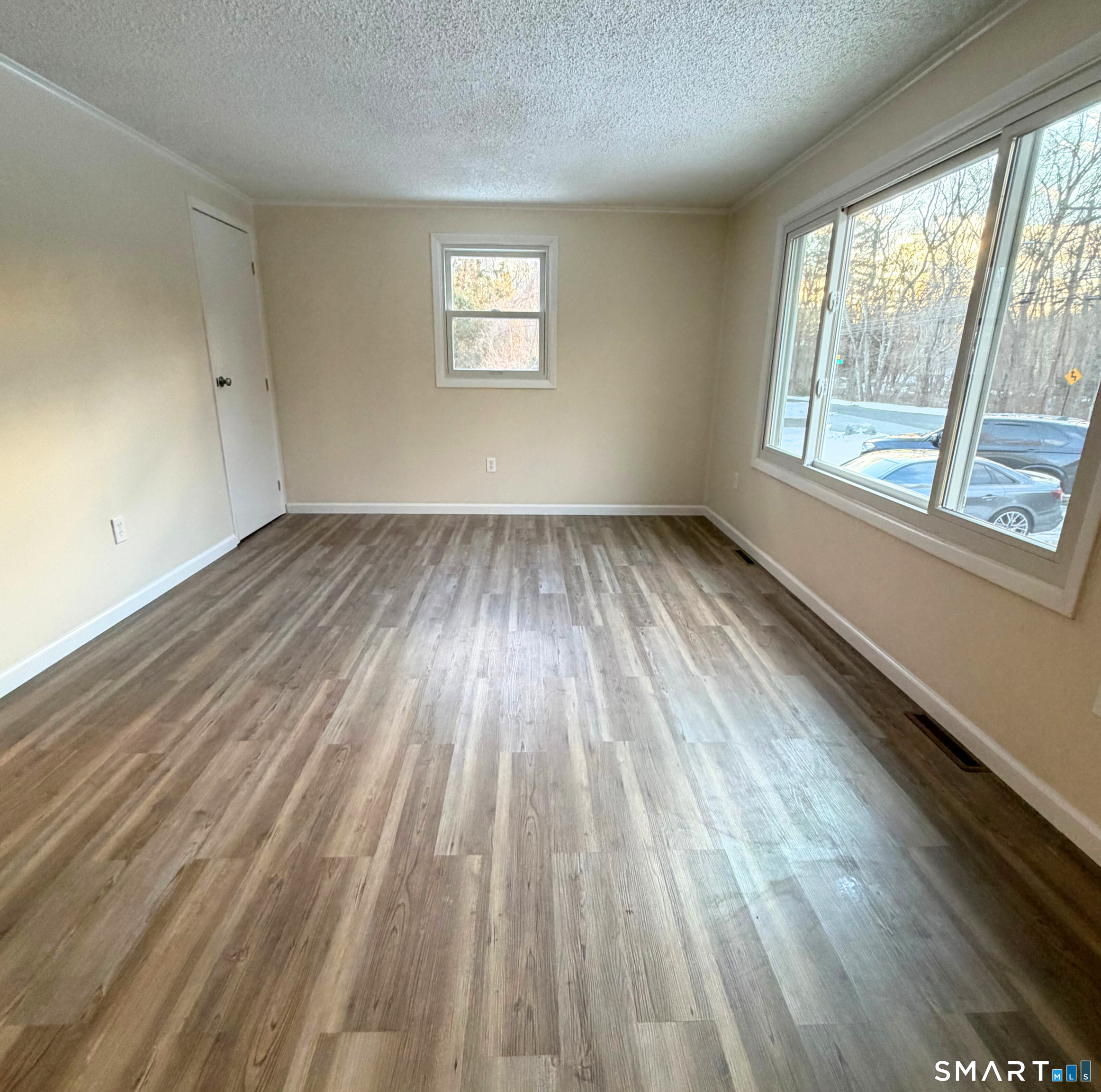 328 Hammock Road North