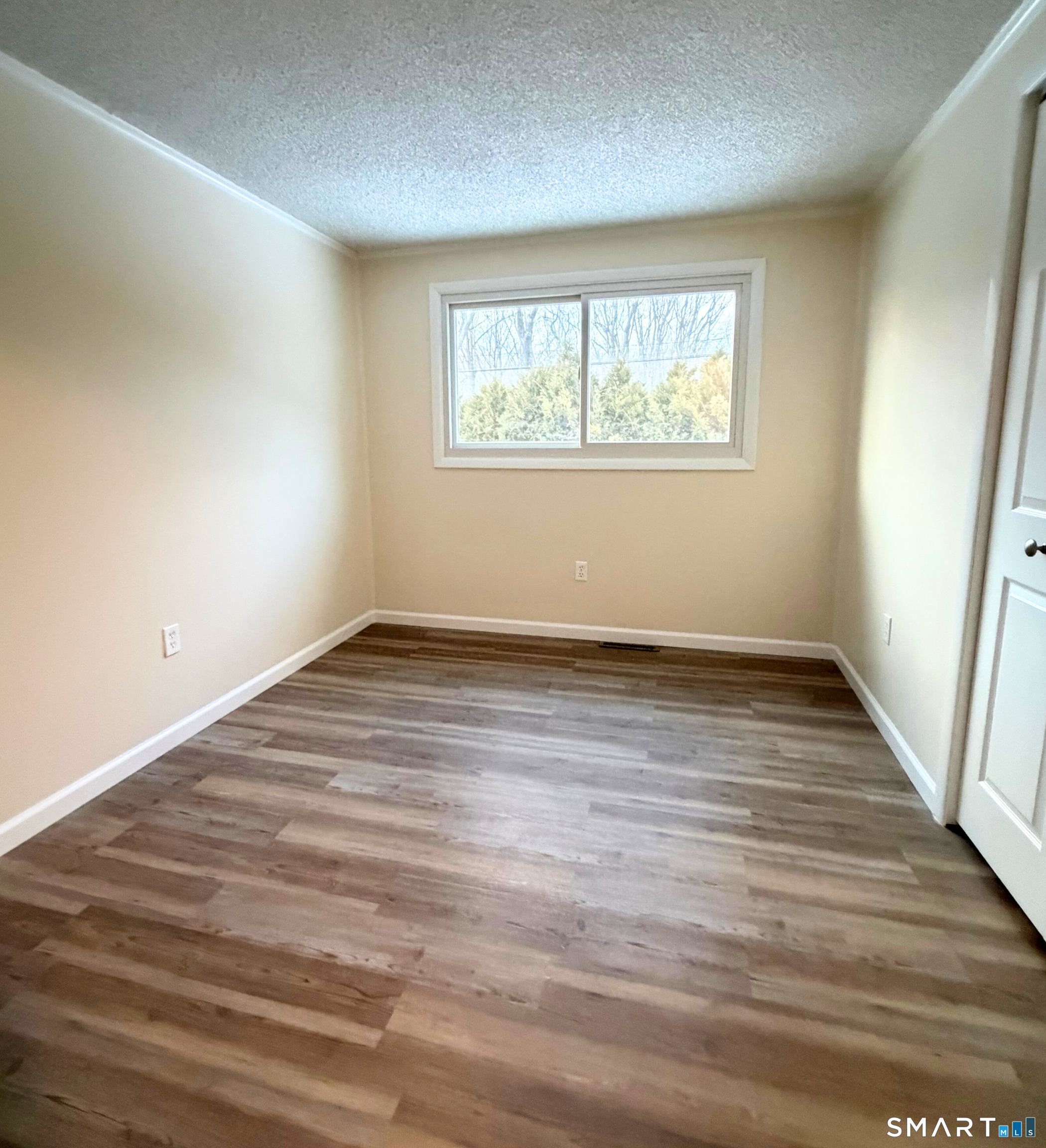 328 Hammock Road North