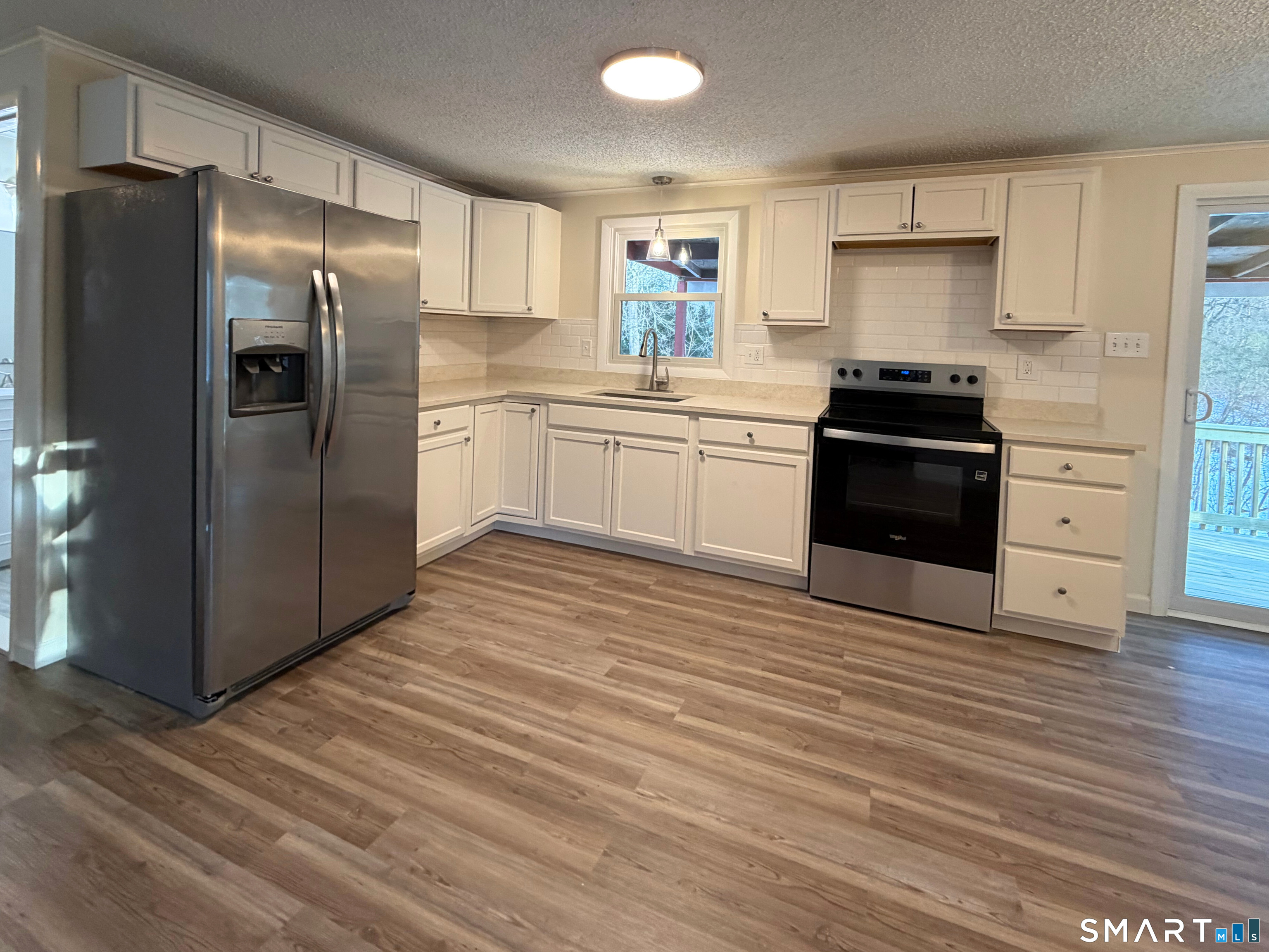 328 Hammock Road North