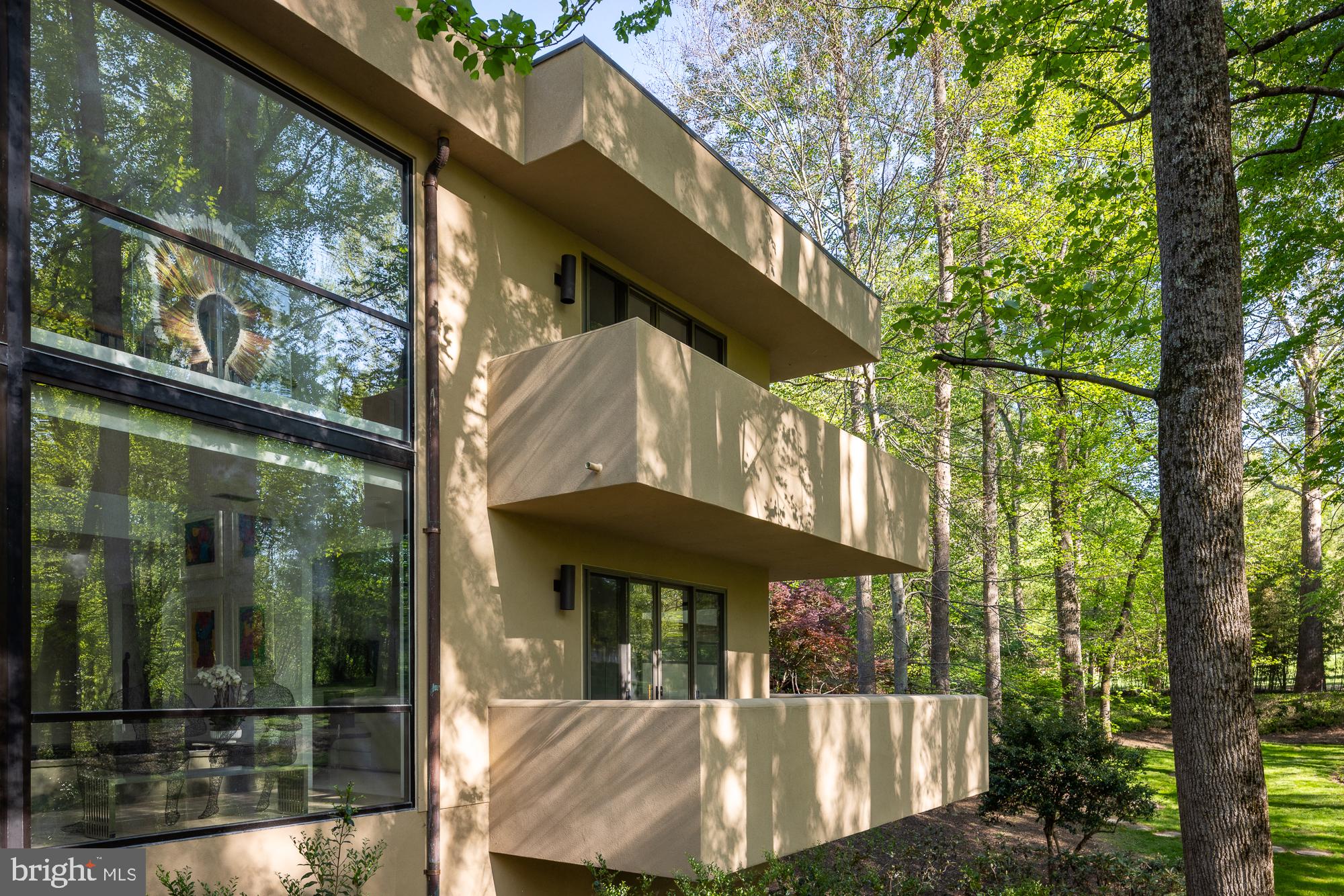 11604 FAIRFAX STATION ROAD