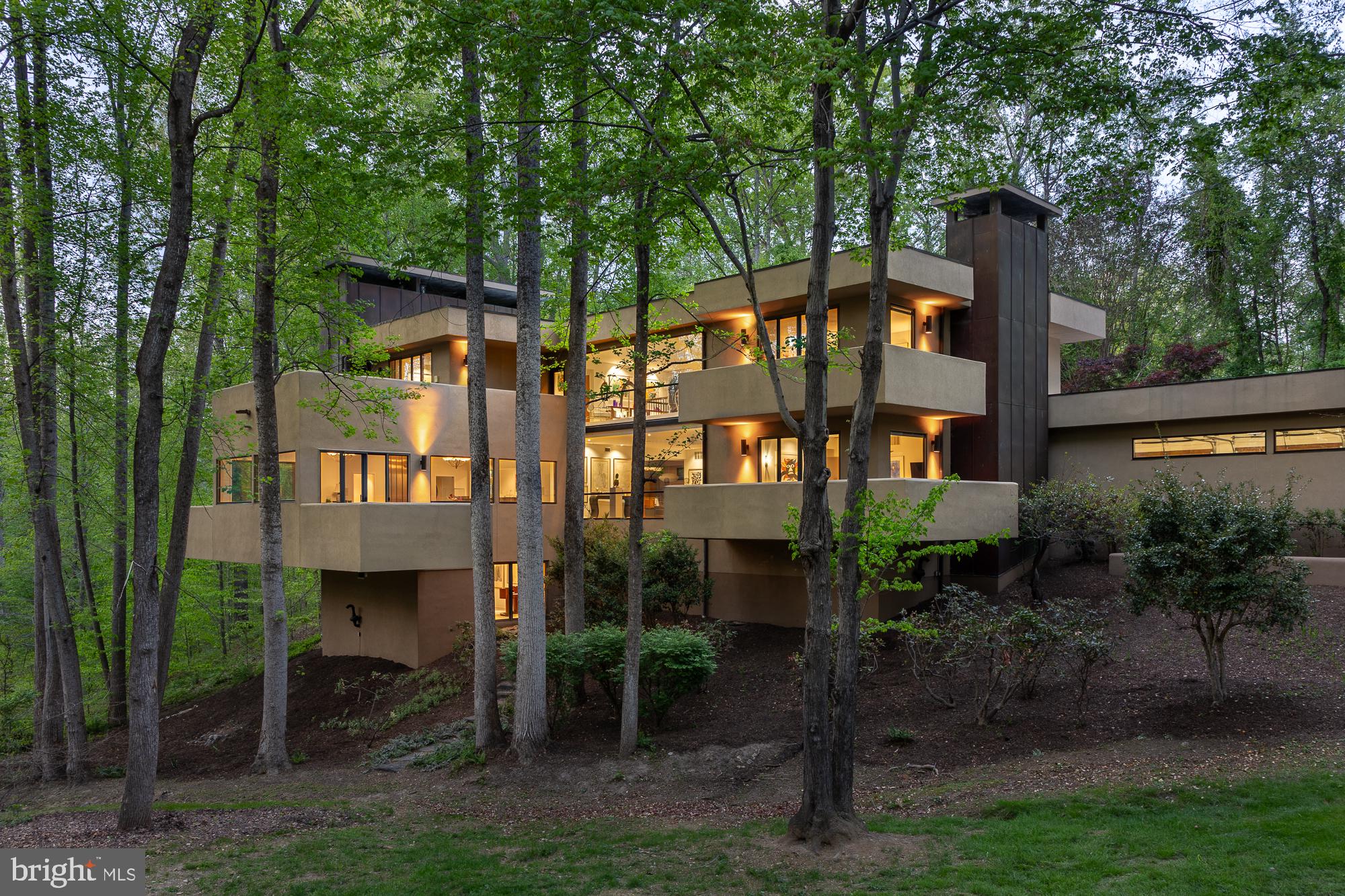 11604 FAIRFAX STATION ROAD