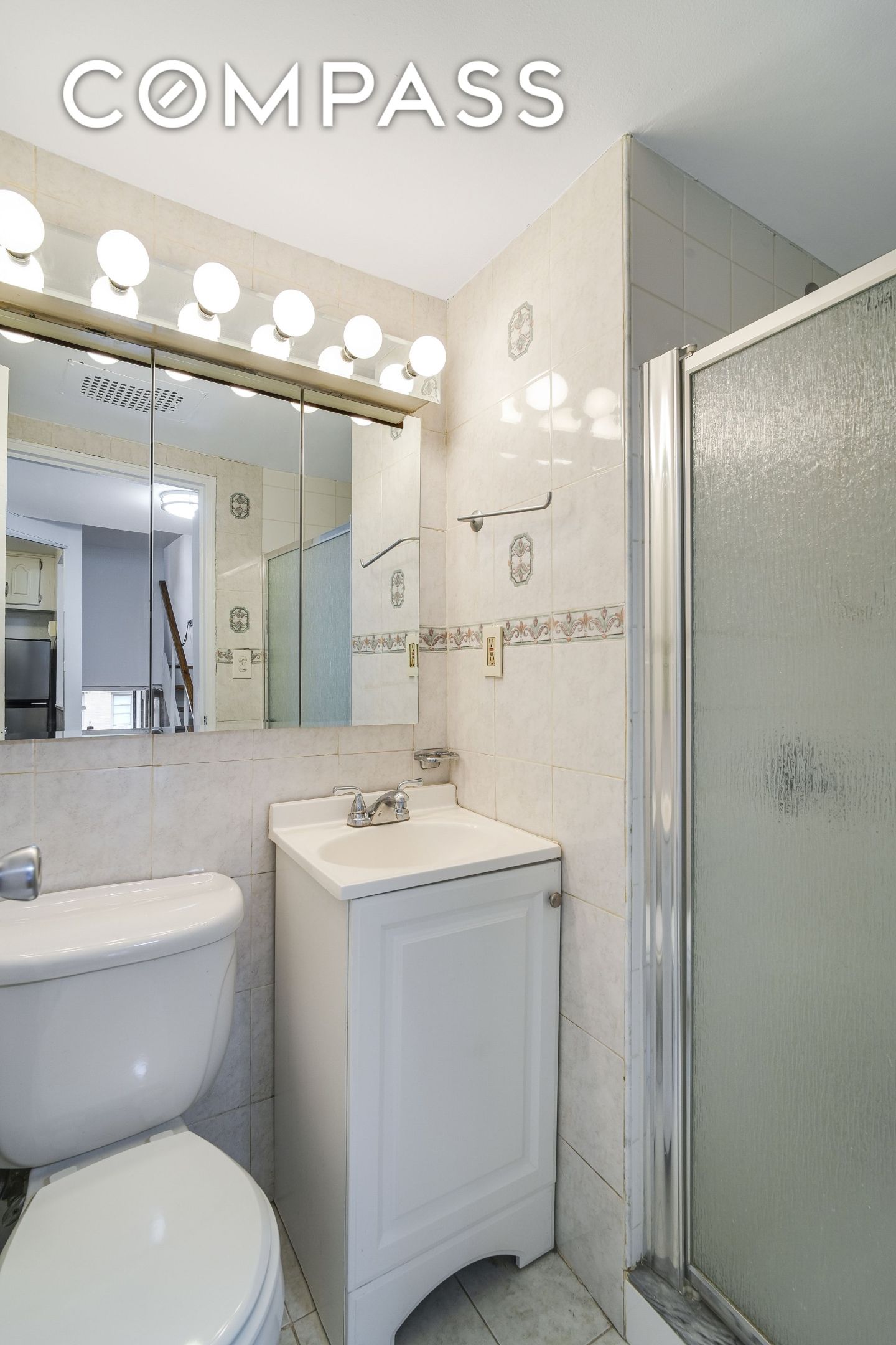 160 E 26th Street 5F