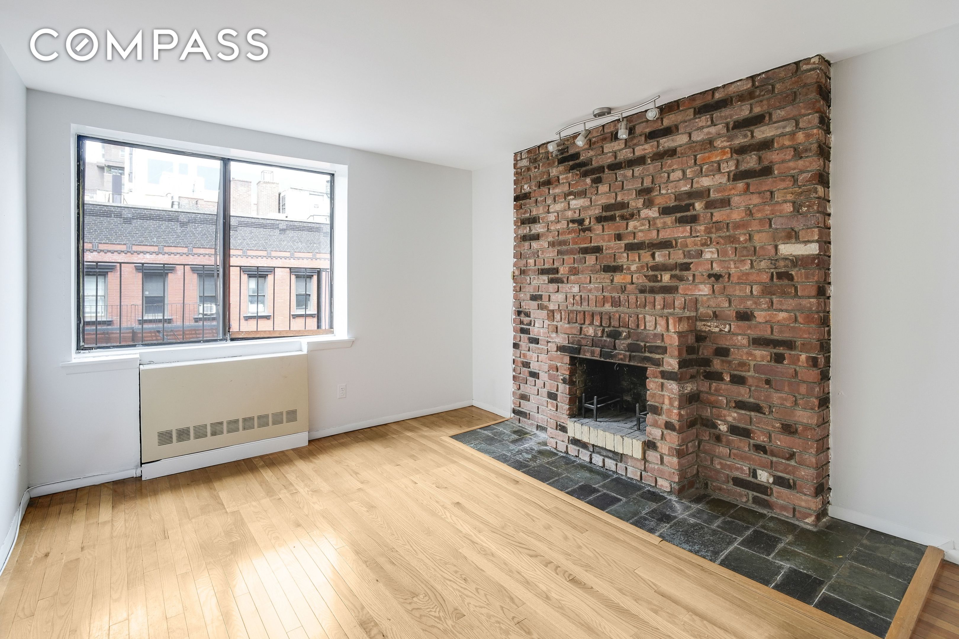 160 E 26th Street 5F