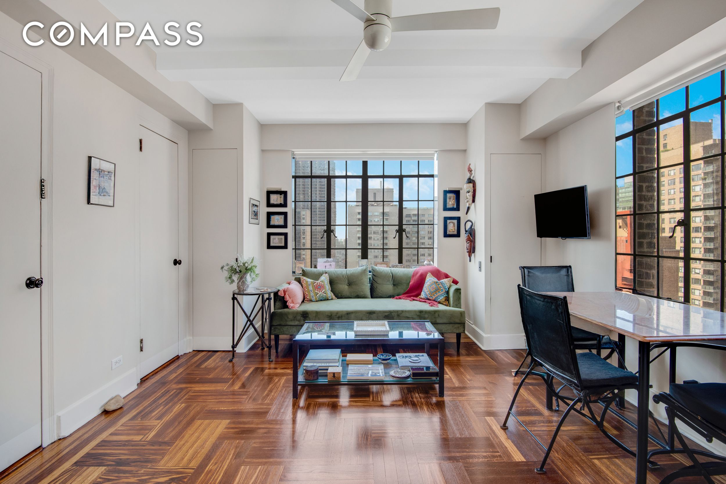320 E 42nd Street 2510
