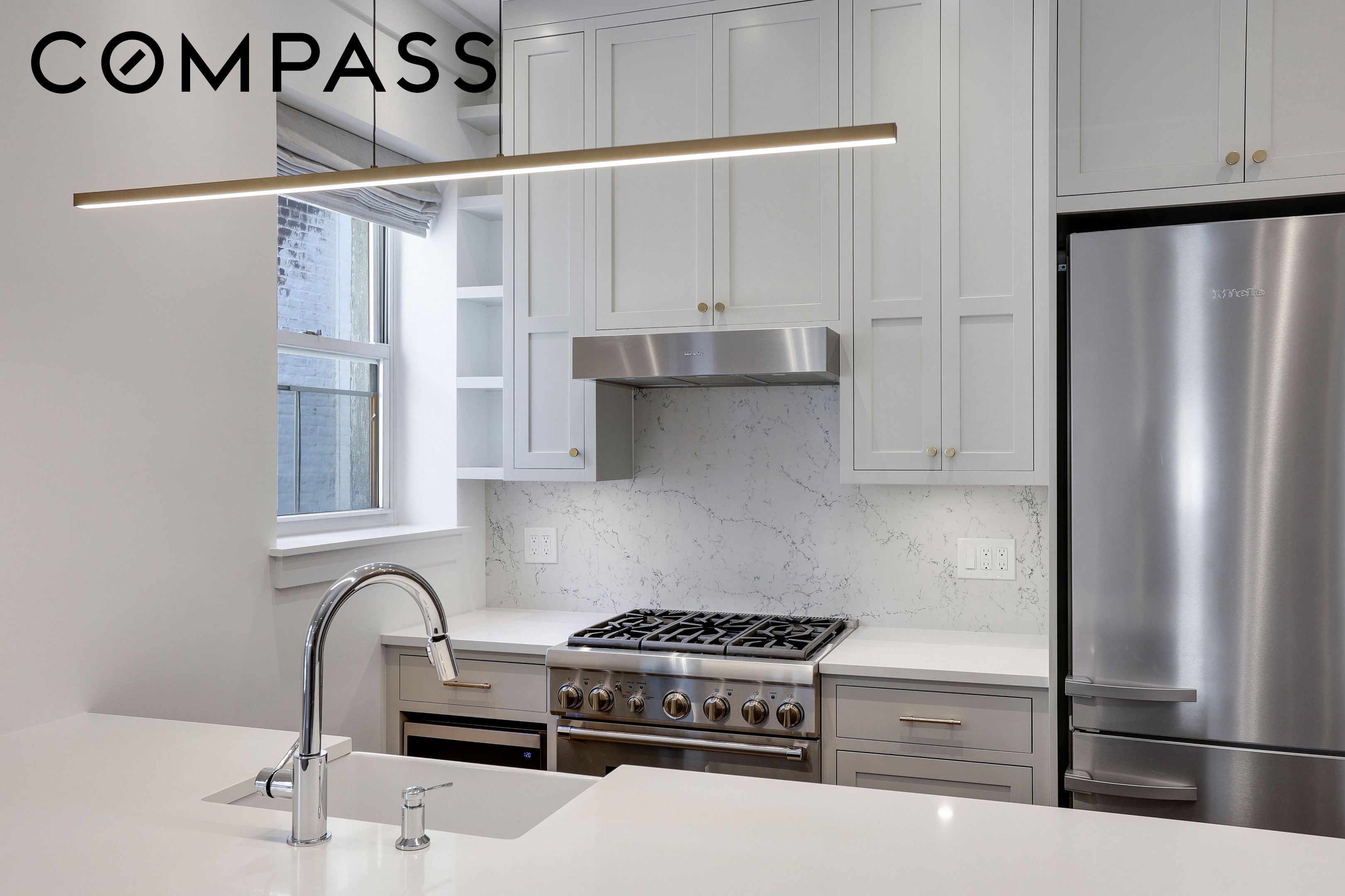 133 E 30th Street PH5B