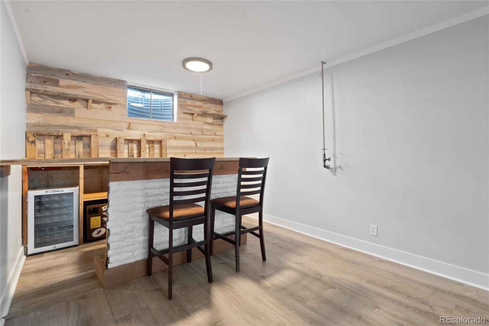 4550 W Center Avenue