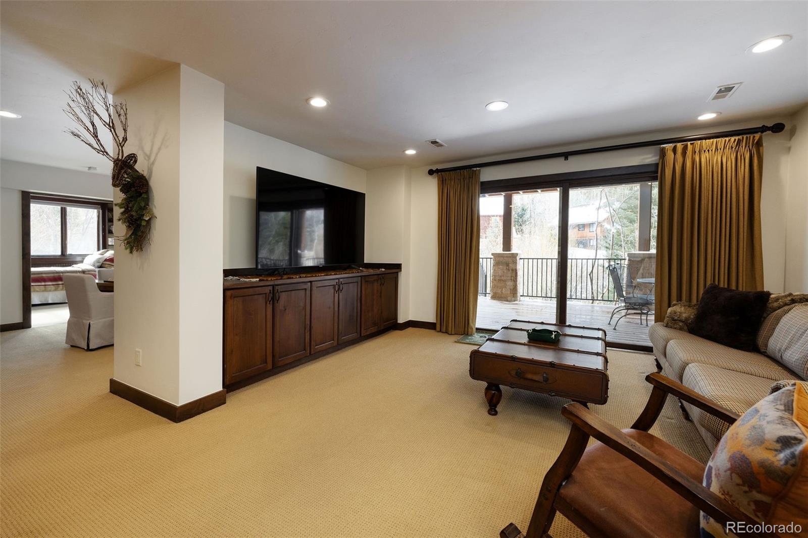 5148 Gore Circle