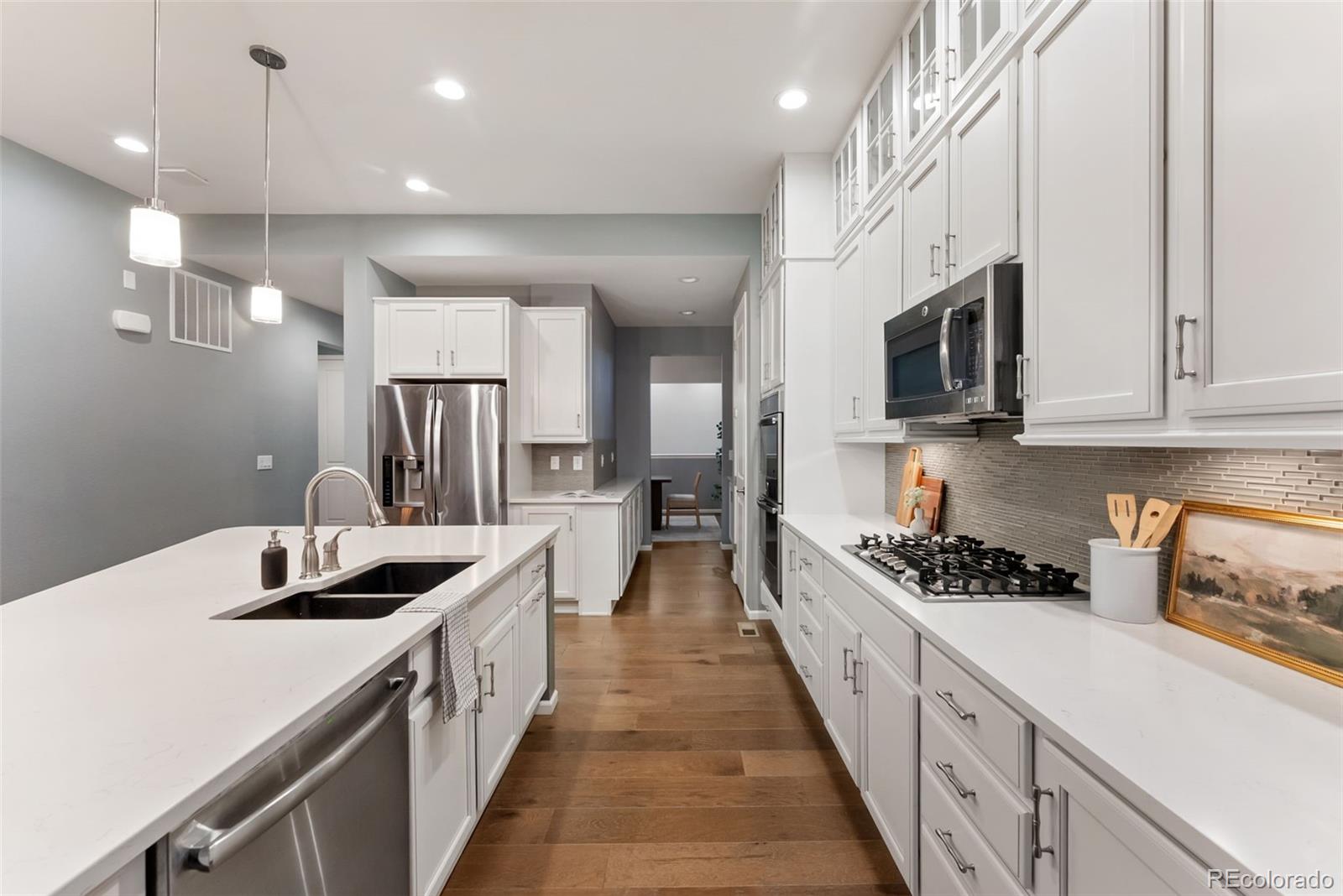 2351 Lassen Lane
