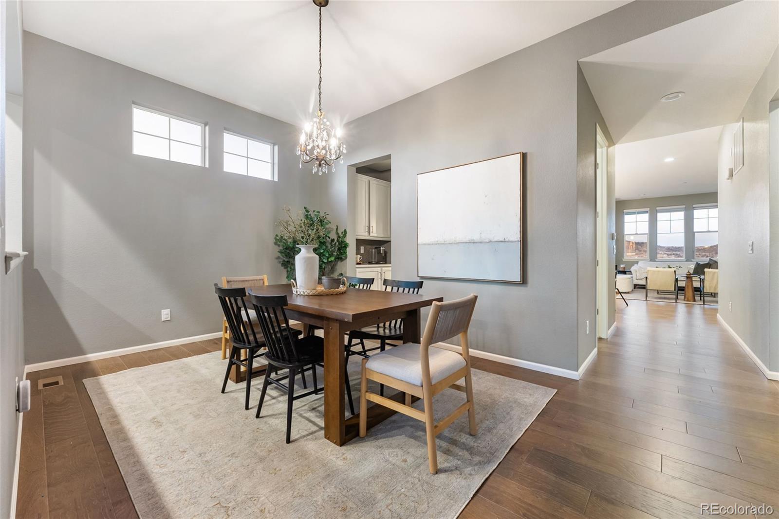 2351 Lassen Lane