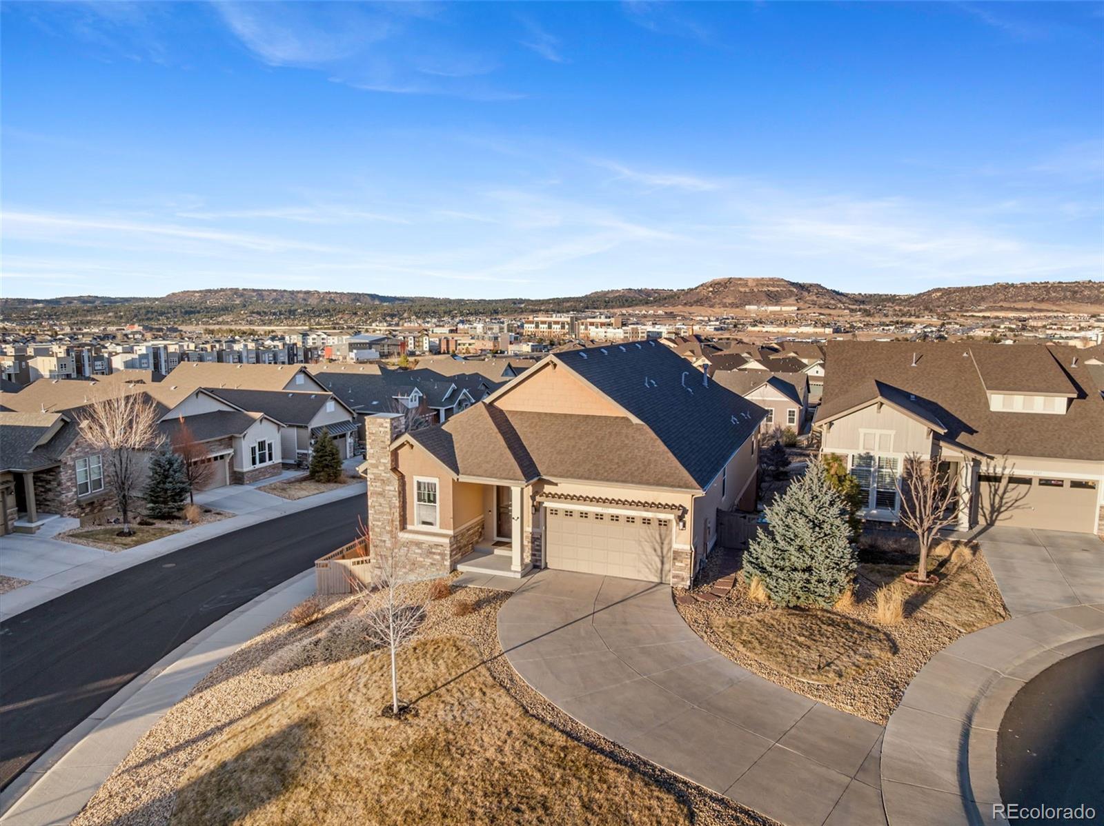 2351 Lassen Lane