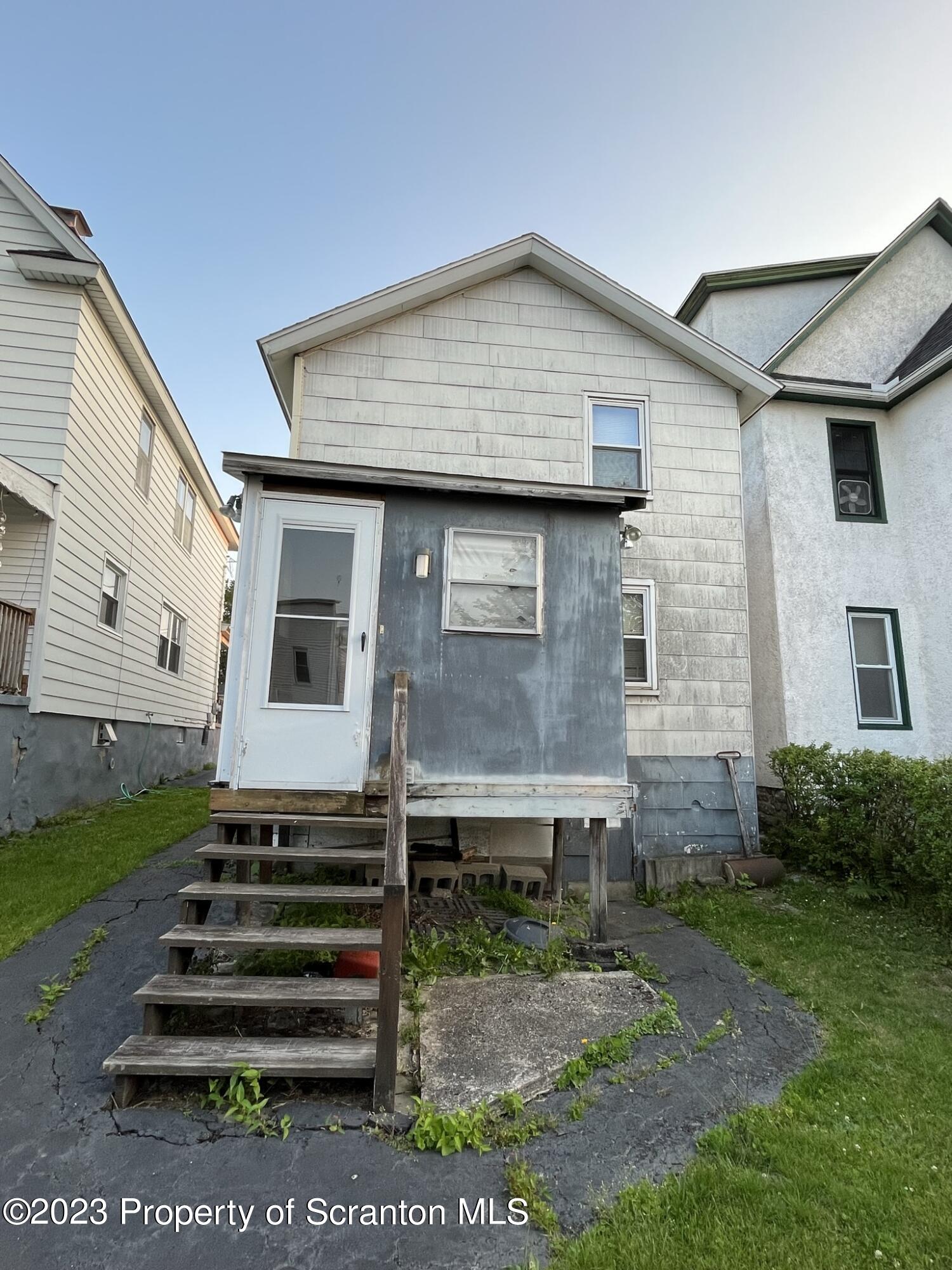 131 Shoemaker Street