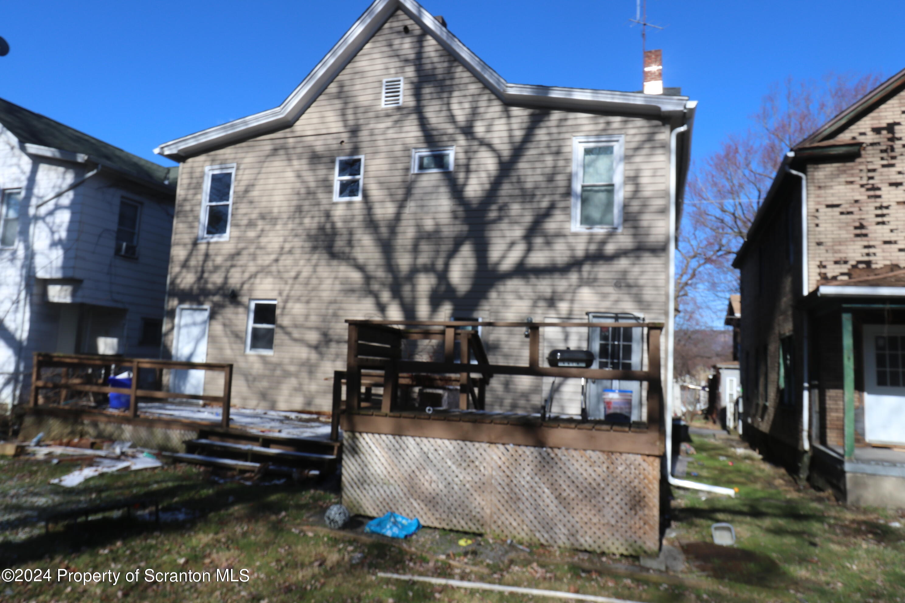 1418 1420 Fordham Court