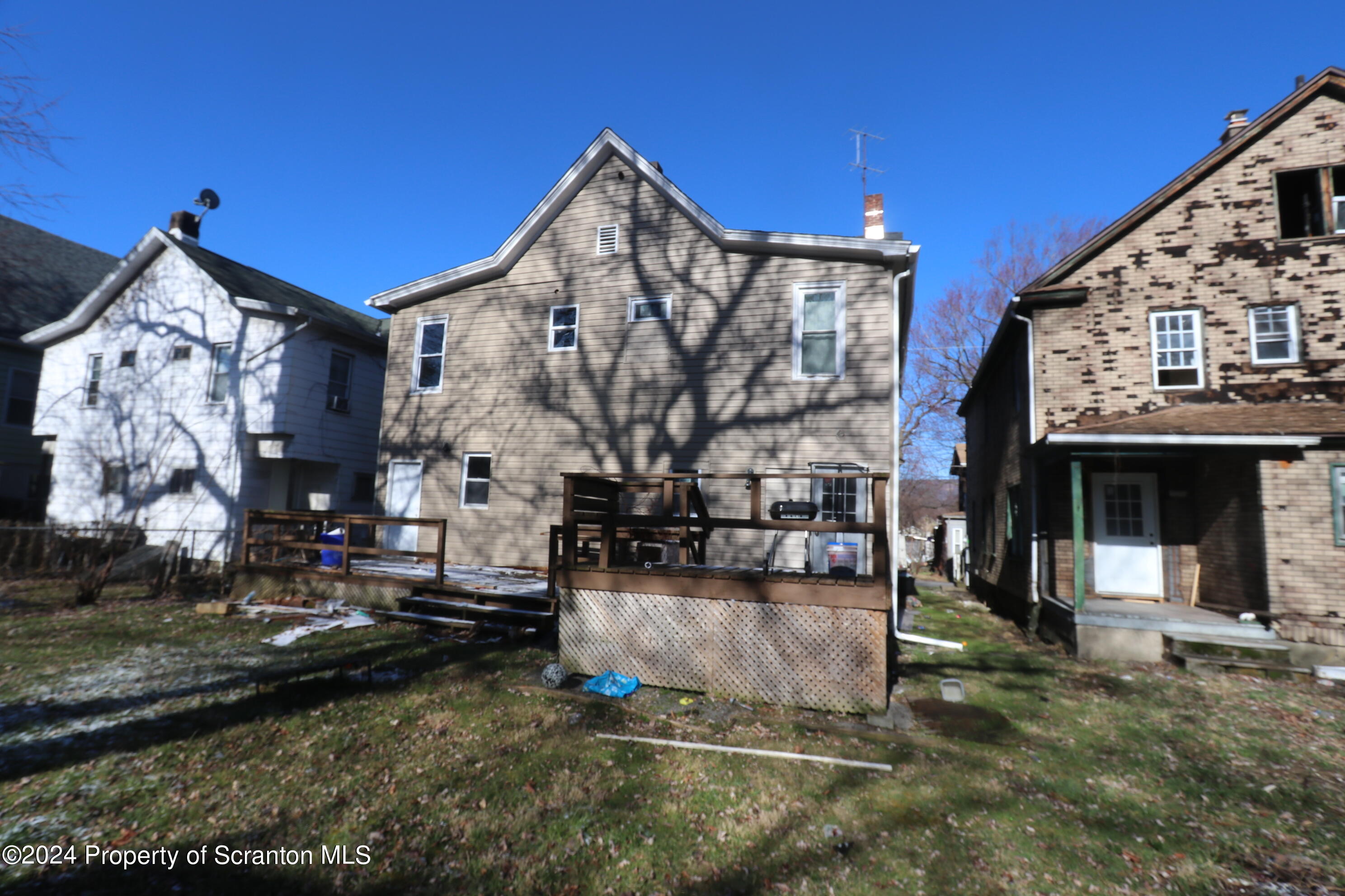 1418 1420 Fordham Court