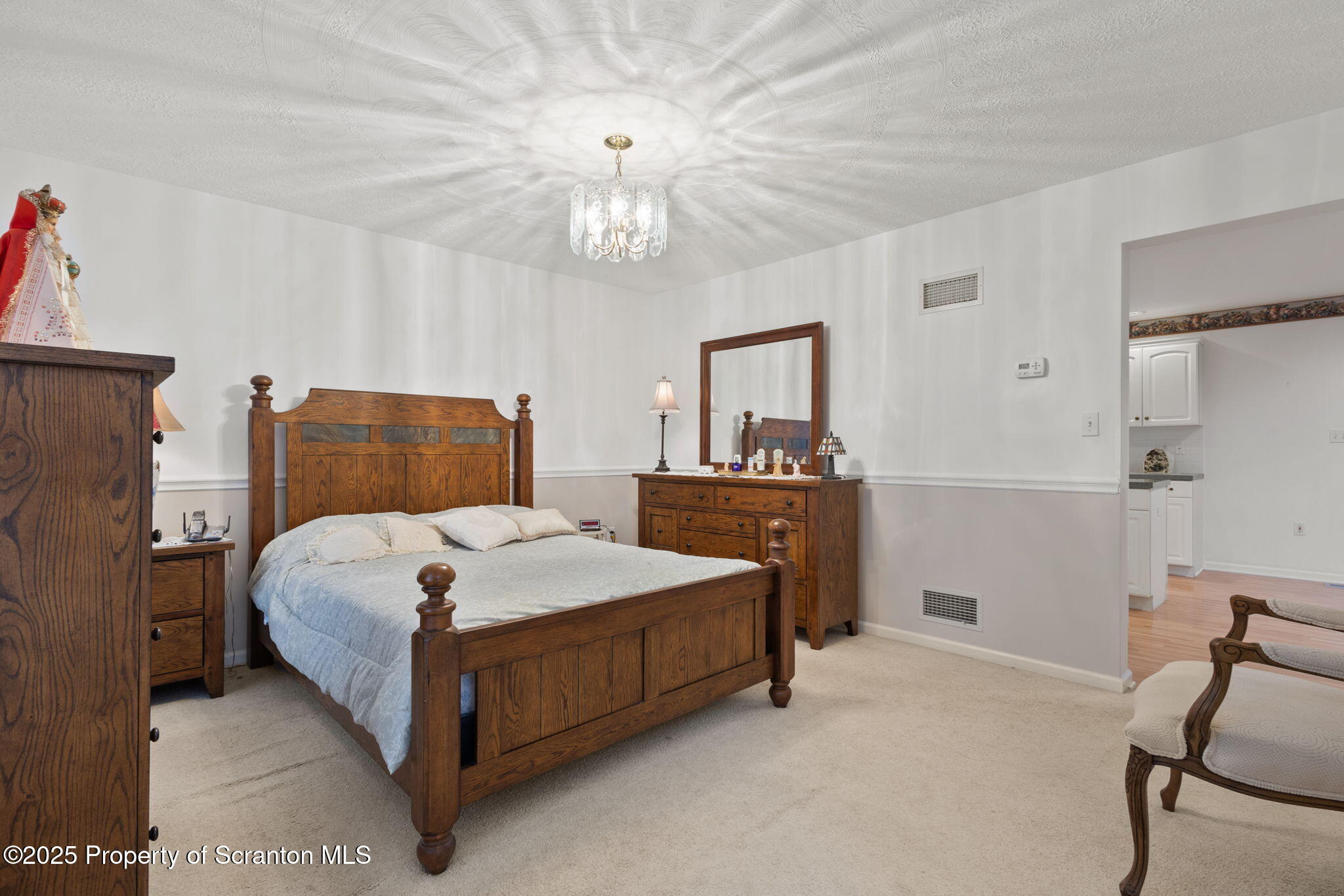 18 Oakwood Dr Drive