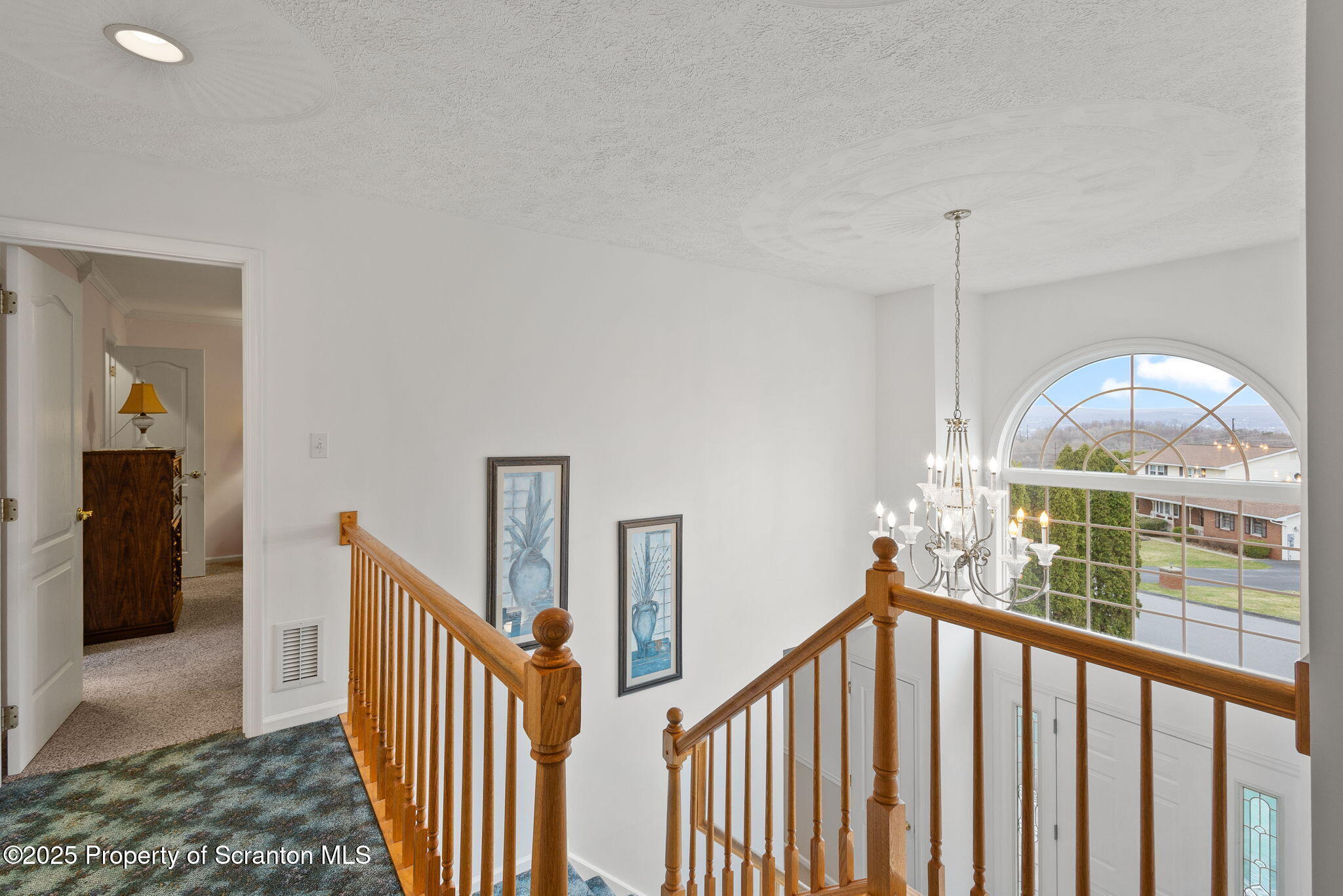 18 Oakwood Dr Drive
