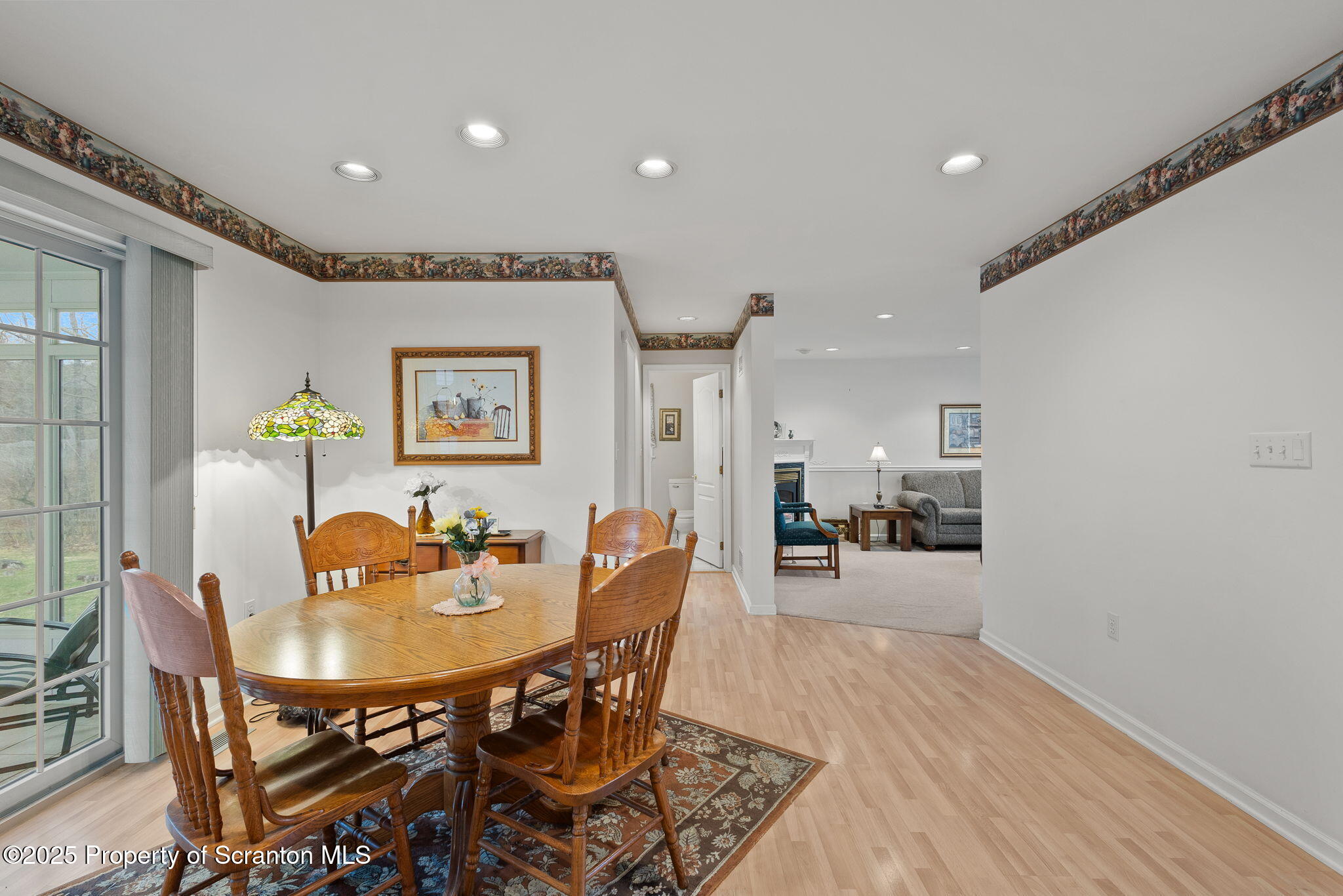 18 Oakwood Dr Drive